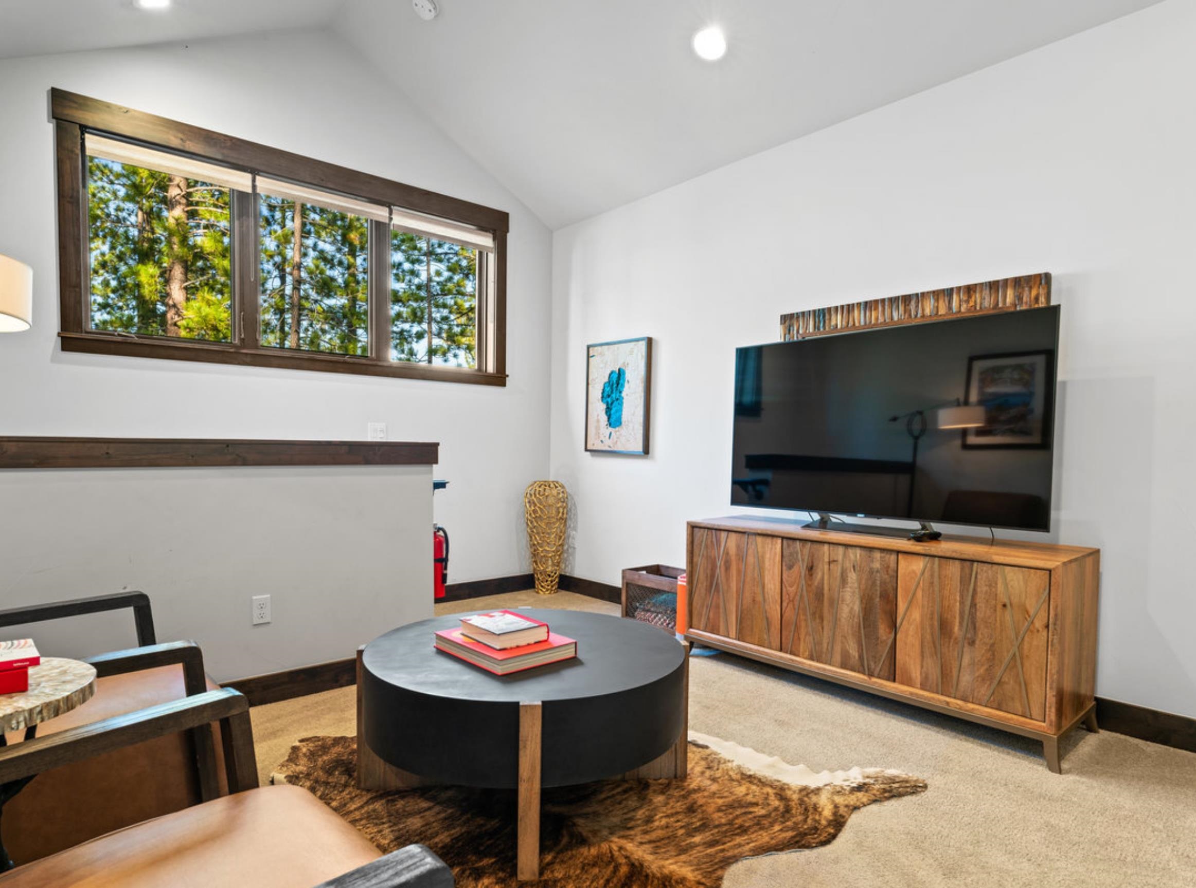 9098 Heartwood Drive, Truckee, CA, 96161