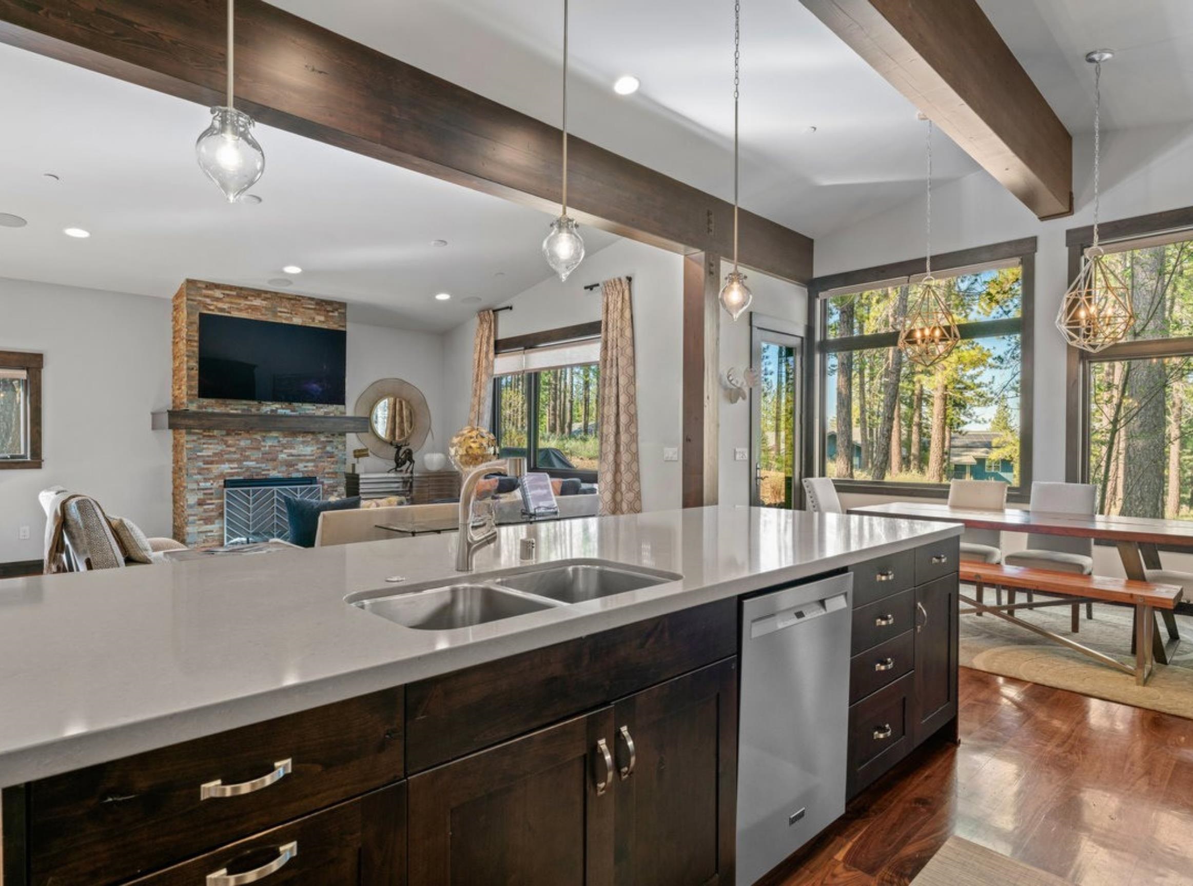 9098 Heartwood Drive, Truckee, CA, 96161