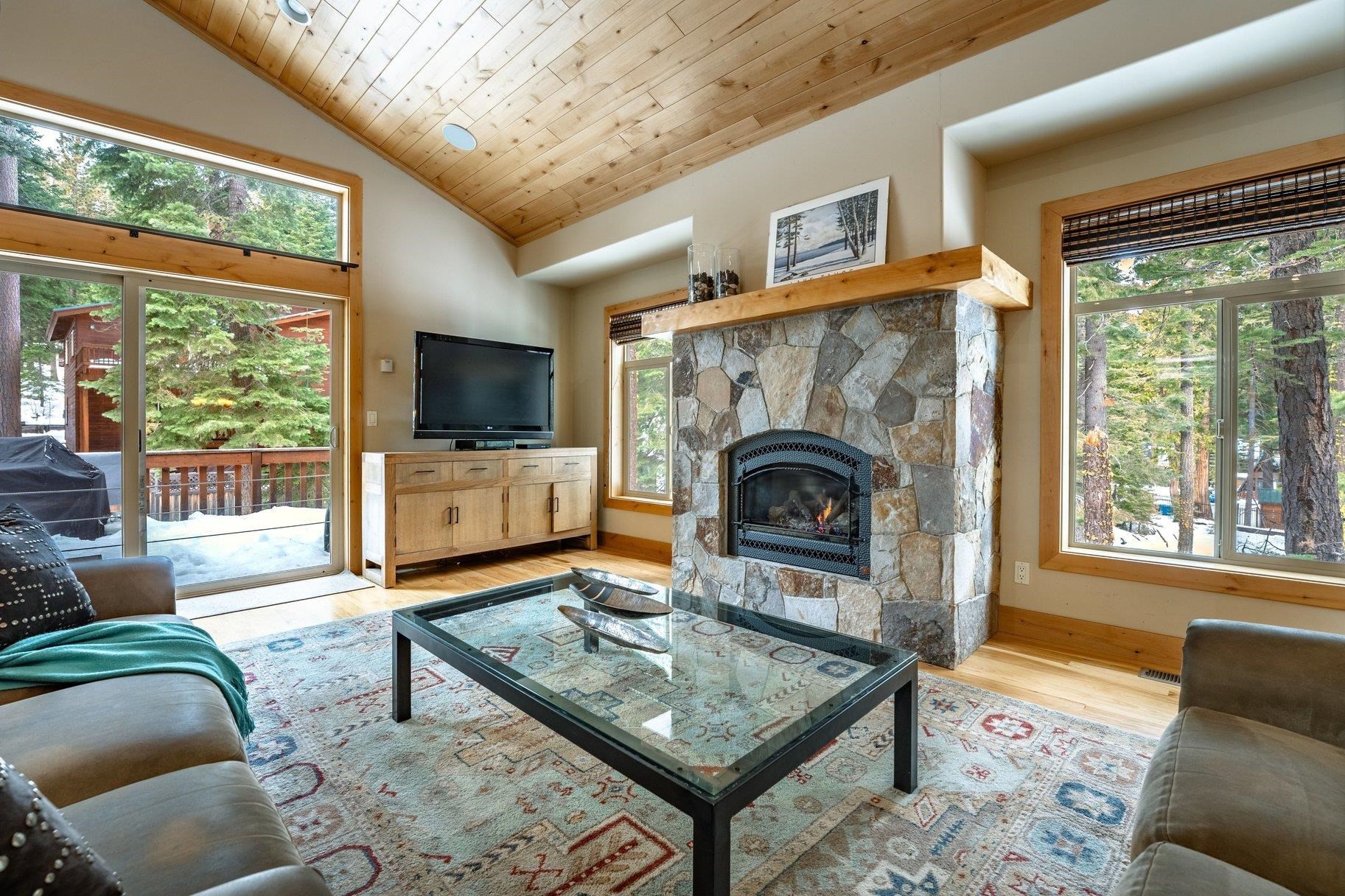 7282 9th Avenue, Tahoma, CA, 96142-111