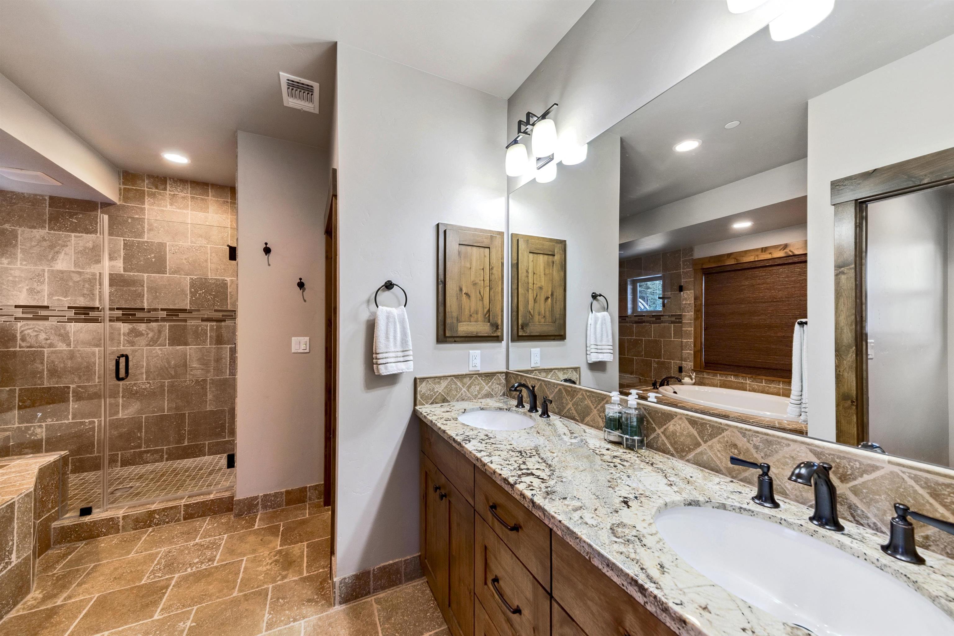 10935 Skislope Way, Truckee, CA, 96161