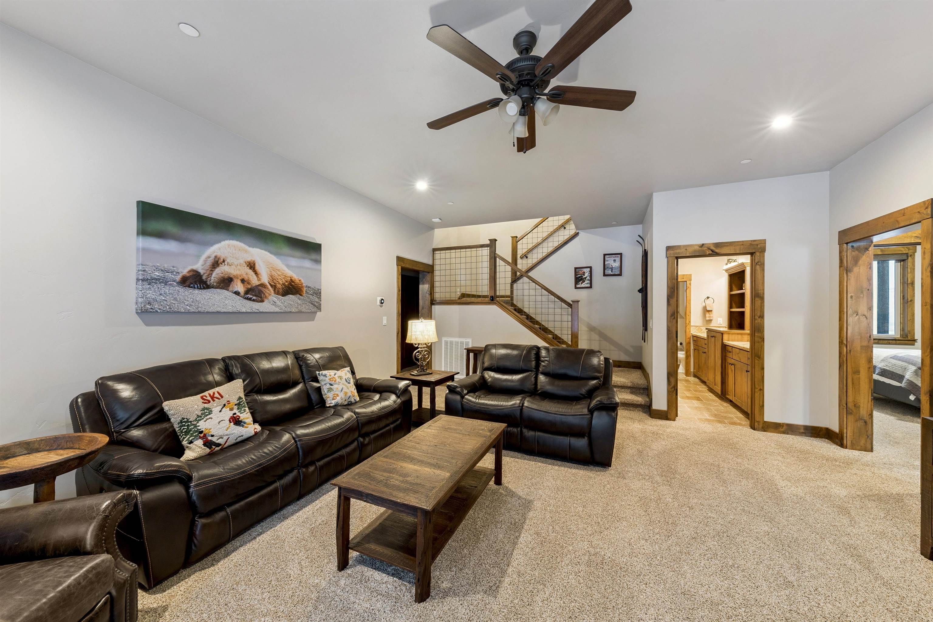 10935 Skislope Way, Truckee, CA, 96161