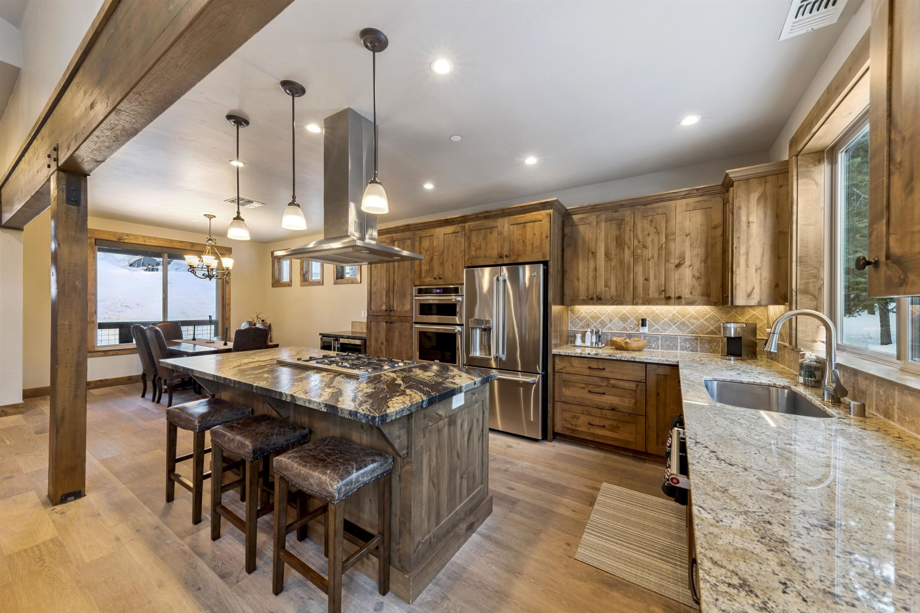 10935 Skislope Way, Truckee, CA, 96161