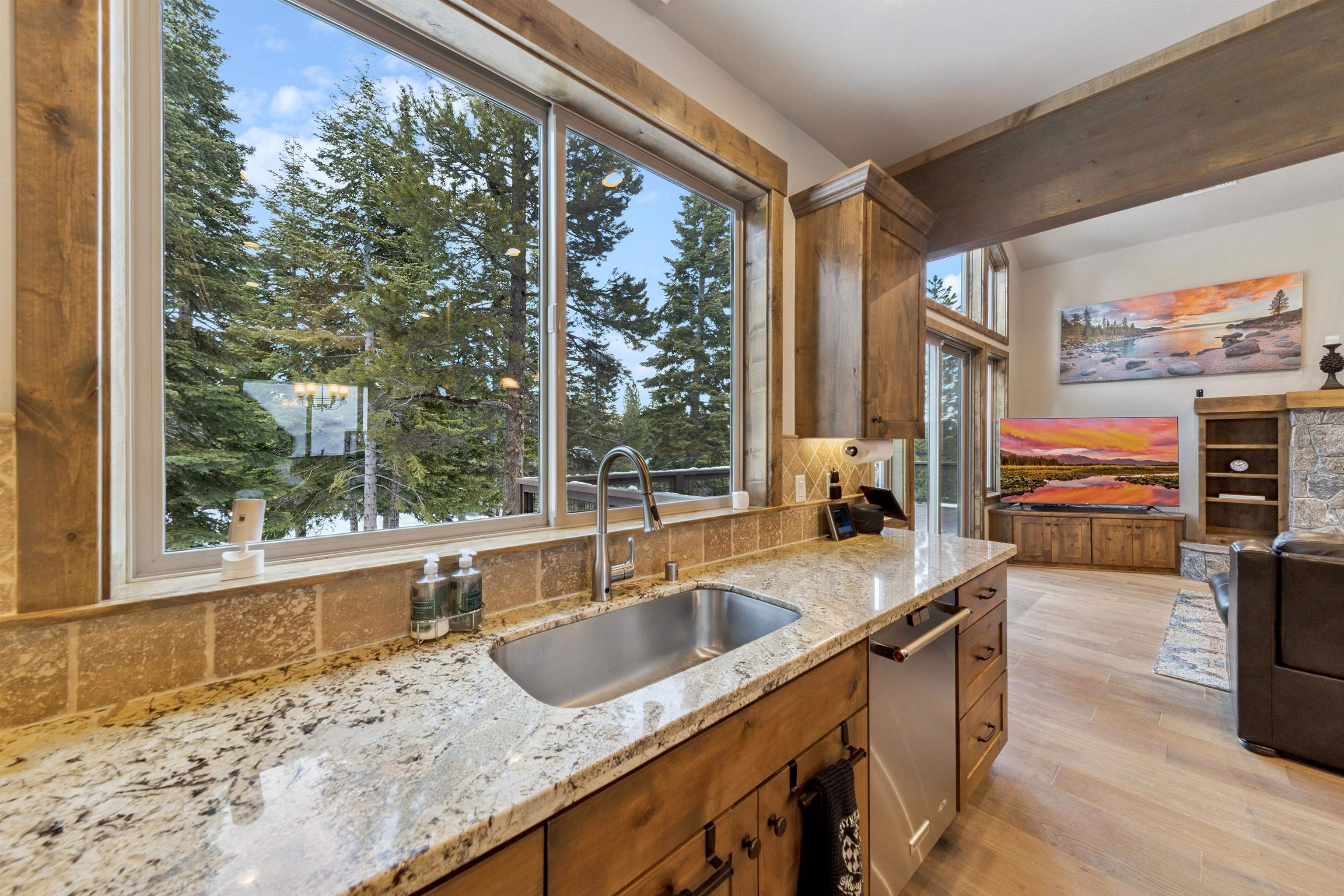 10935 Skislope Way, Truckee, CA, 96161