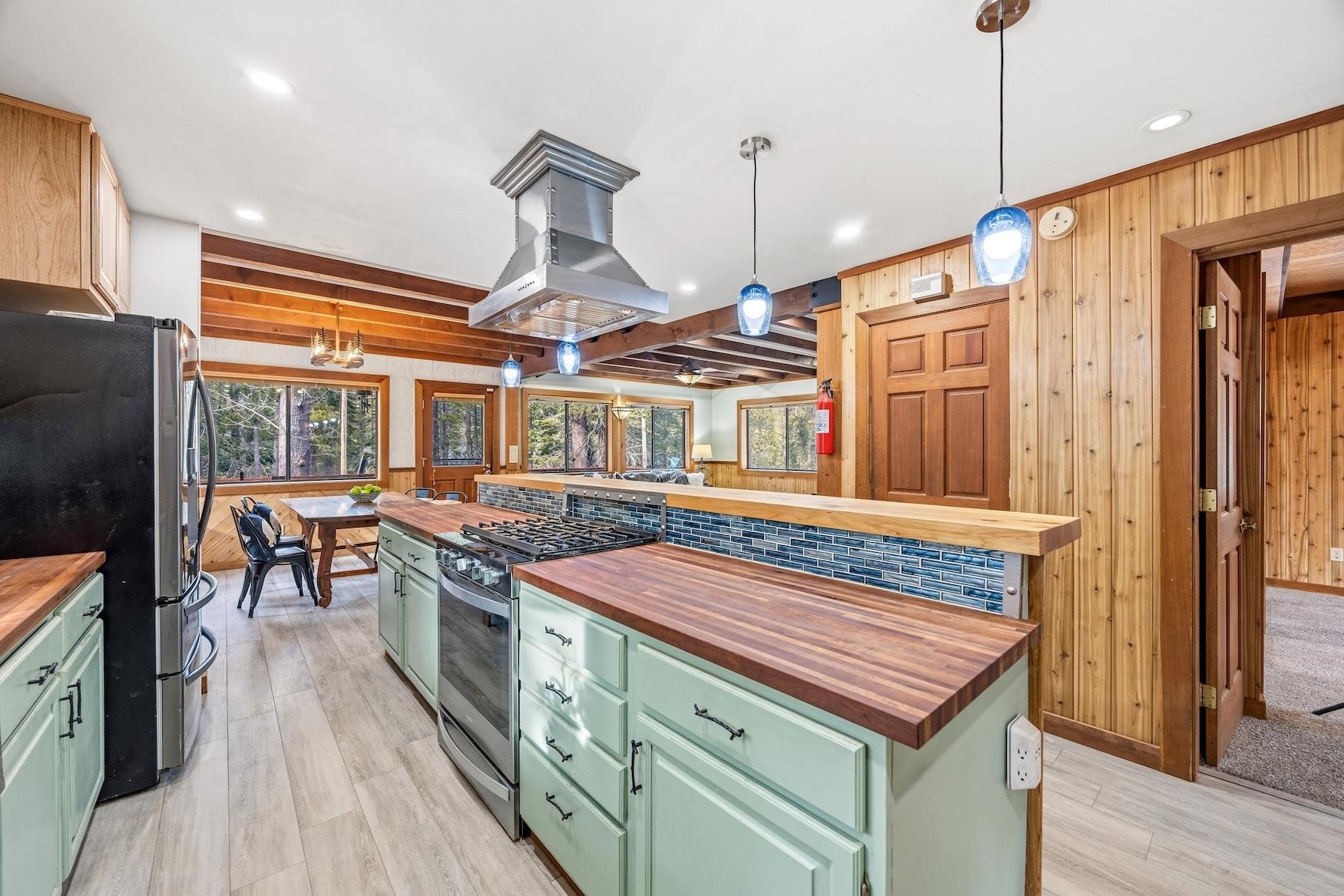 51379 Donner Pass Road, Soda Springs, CA, 95728-0000