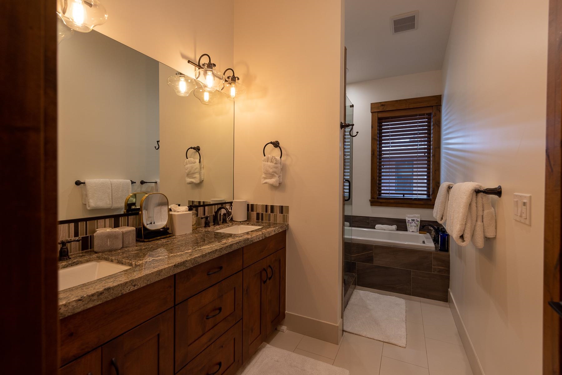 9113 Heartwood Drive, Truckee, CA, 96161