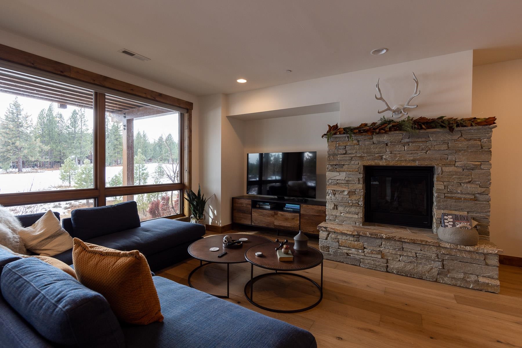 9113 Heartwood Drive, Truckee, CA, 96161