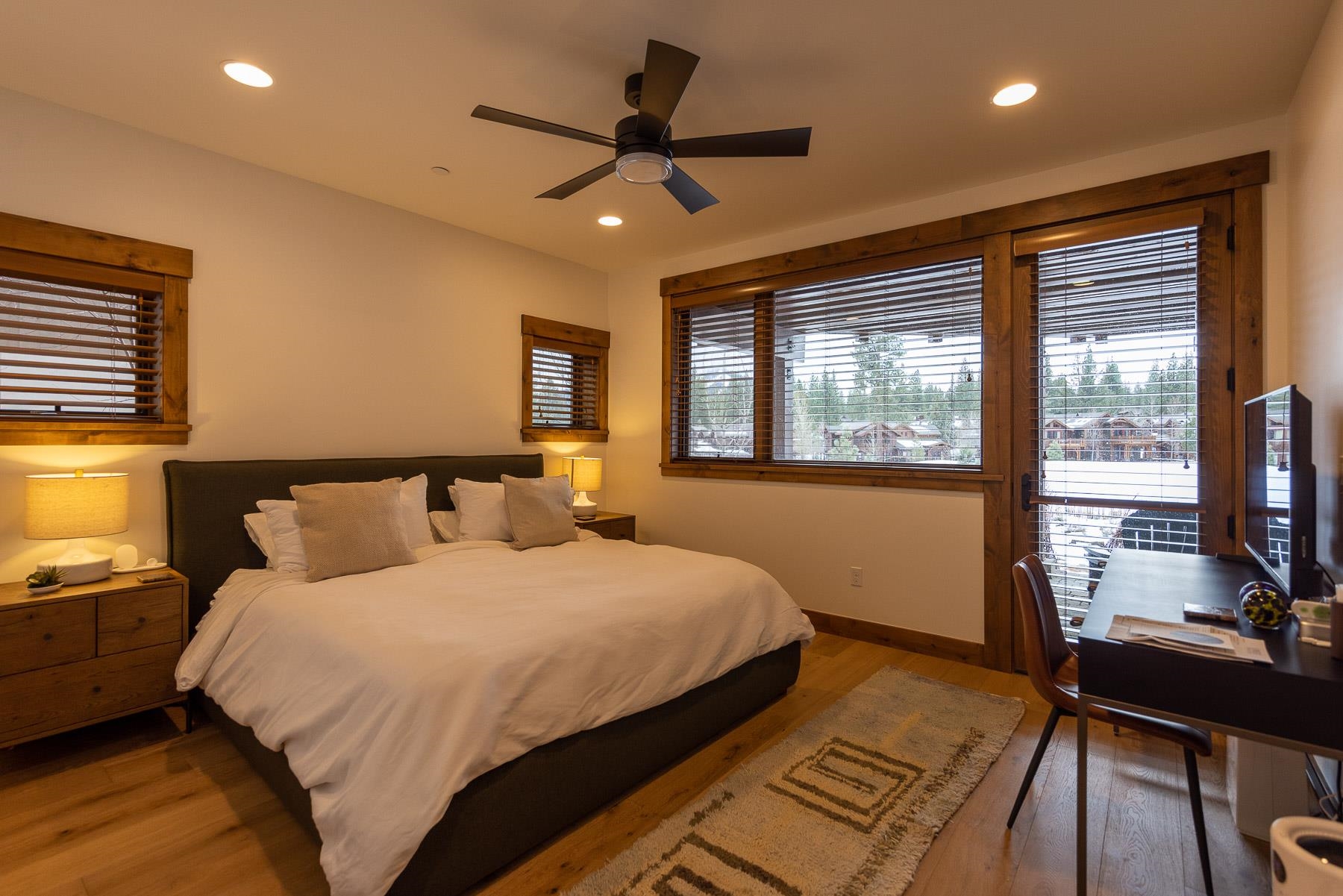 9113 Heartwood Drive, Truckee, CA, 96161