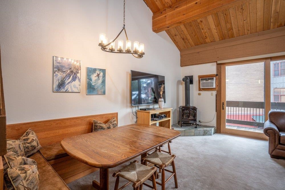 2000 North Village Drive #316