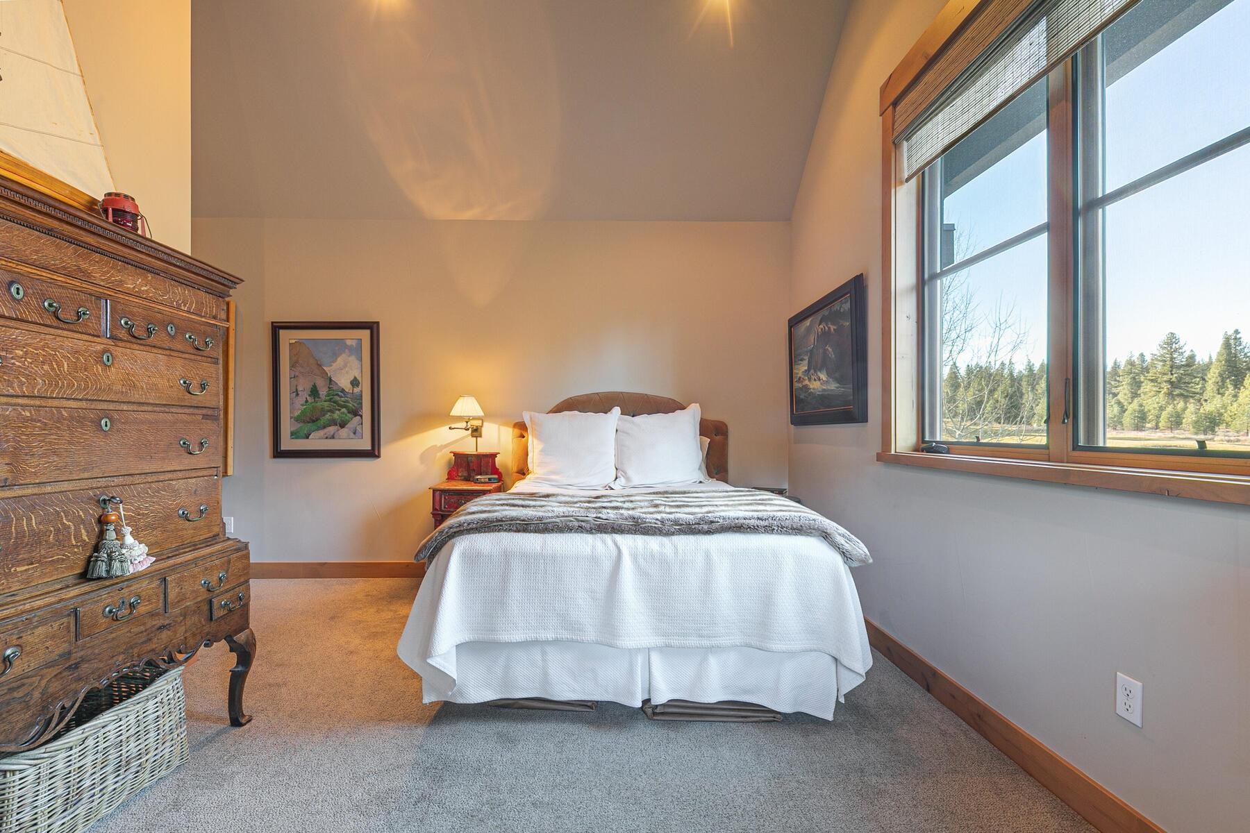 10200 Valmont Trail, Truckee, CA, 96161