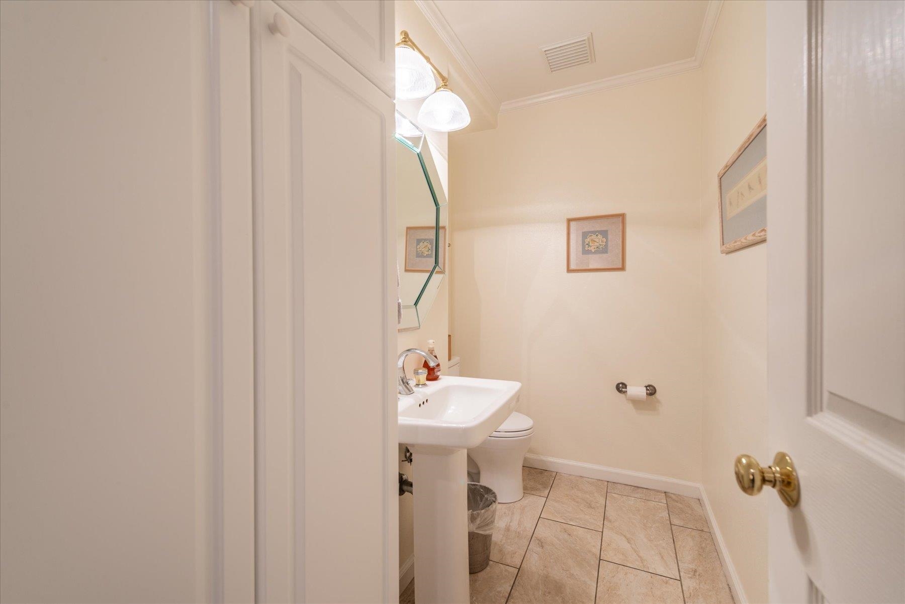 8000 North Lake Boulevard, Kings Beach, CA, 96143