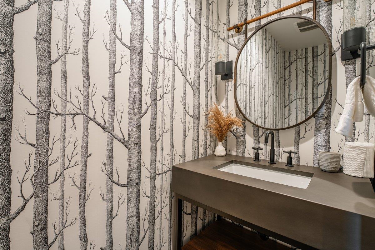 7401 Larkspur Lane, Truckee, CA, 96161