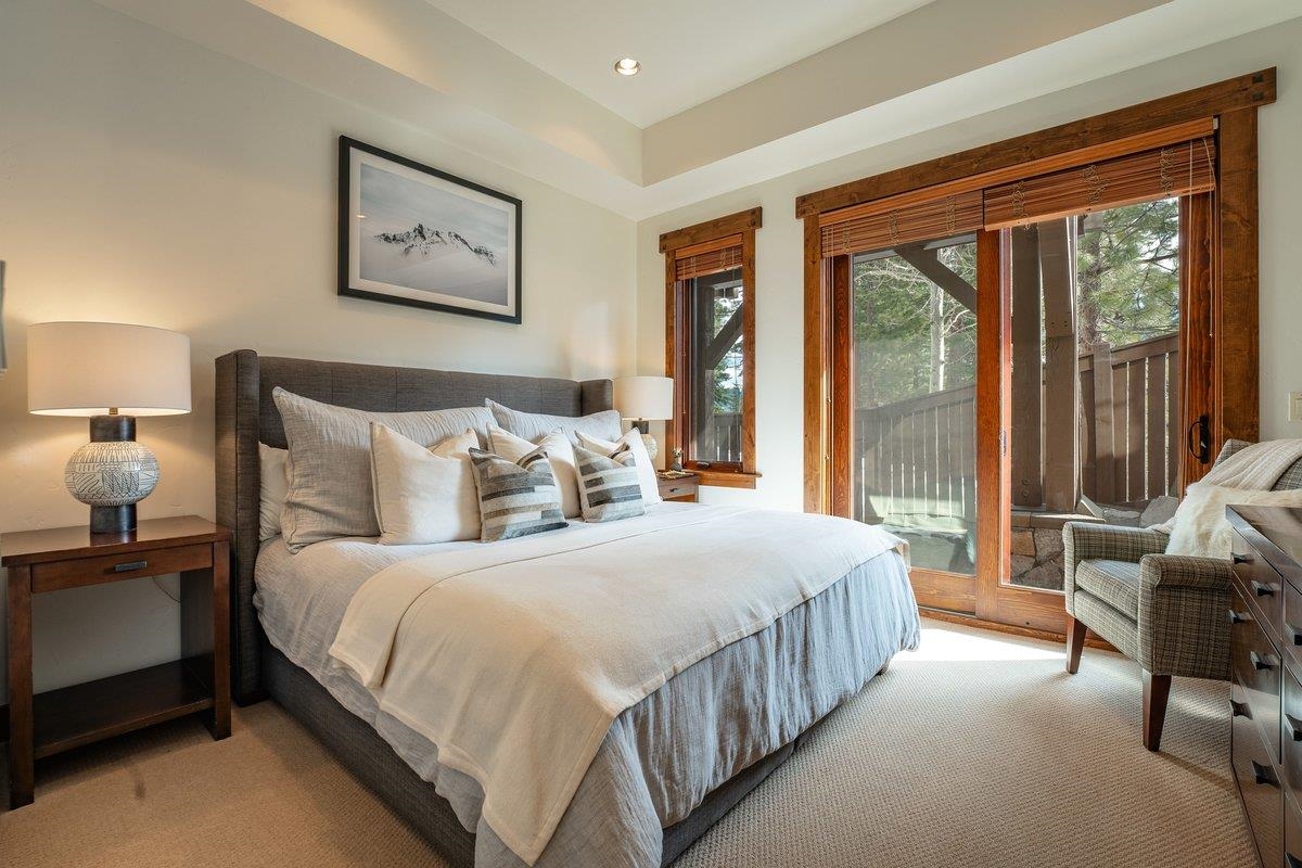 7401 Larkspur Lane, Truckee, CA, 96161