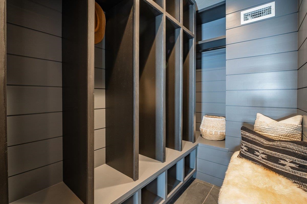 7401 Larkspur Lane, Truckee, CA, 96161