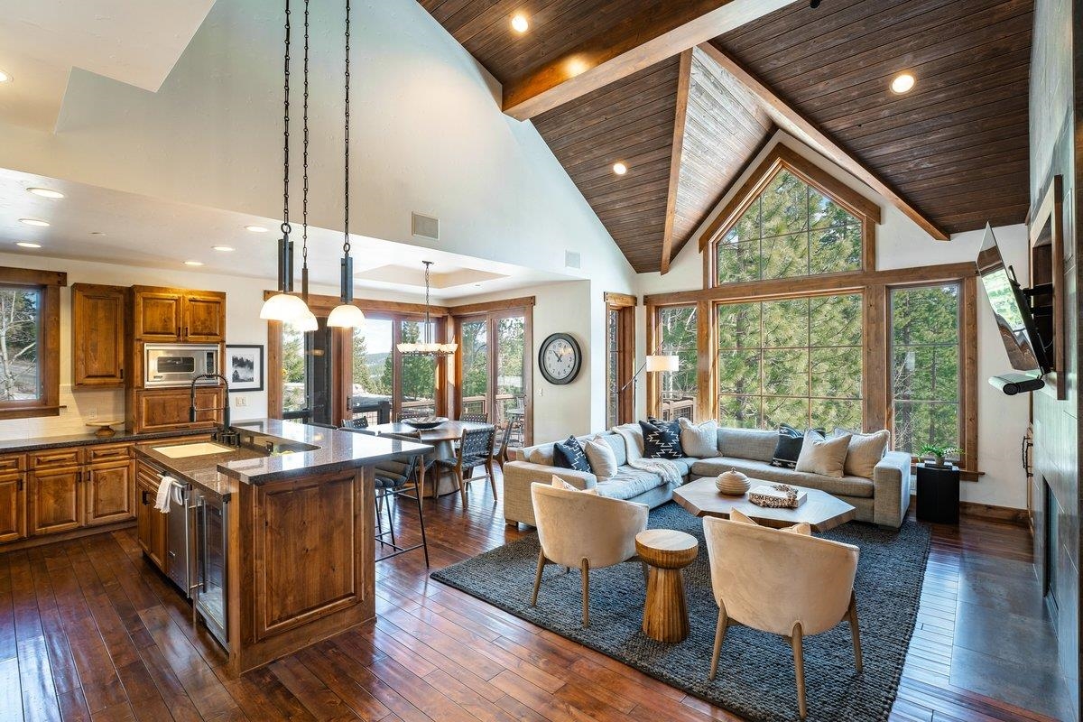 7401 Larkspur Lane, Truckee, CA, 96161