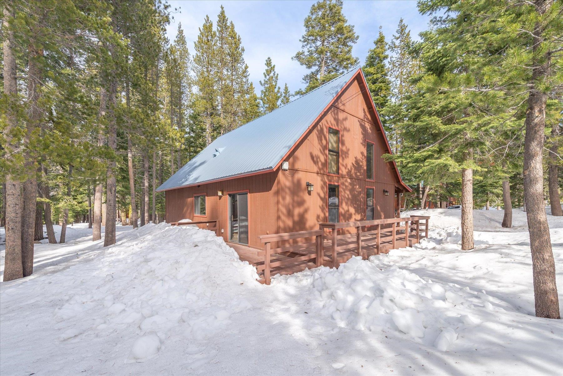 15310 Northwoods Boulevard