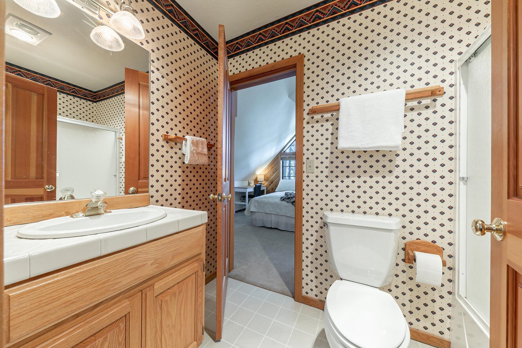 725 Conifer, Truckee, CA, 96160