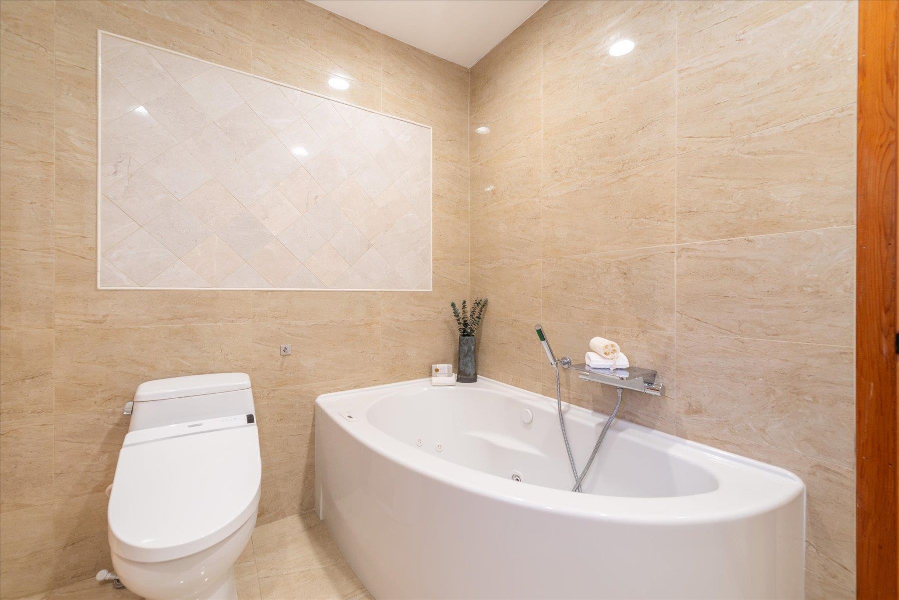 265 Basque, Truckee, CA, 96161