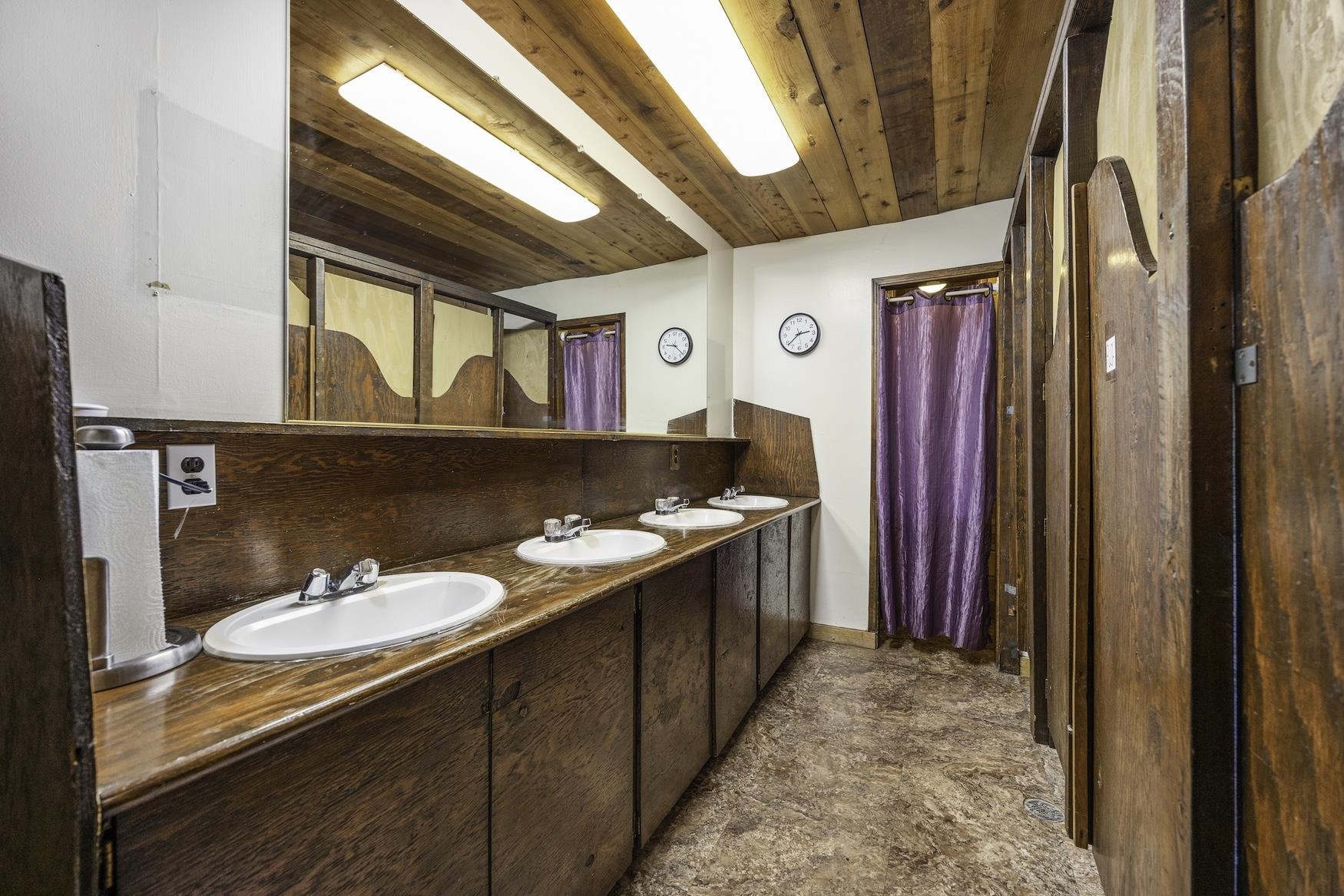10111 Bunny Hill Road, Soda Springs, CA, 95728