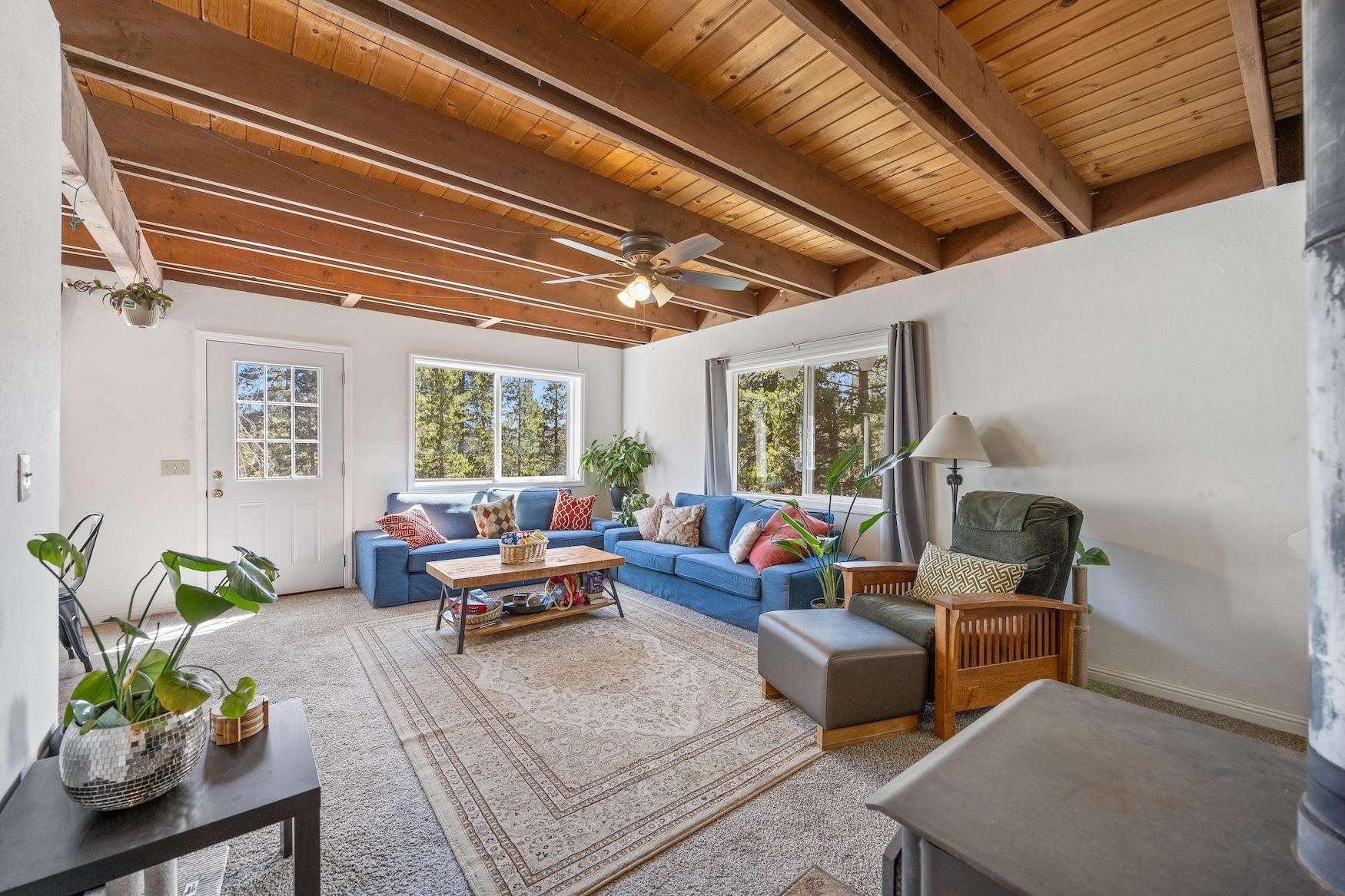 10111 Bunny Hill Road, Soda Springs, CA, 95728