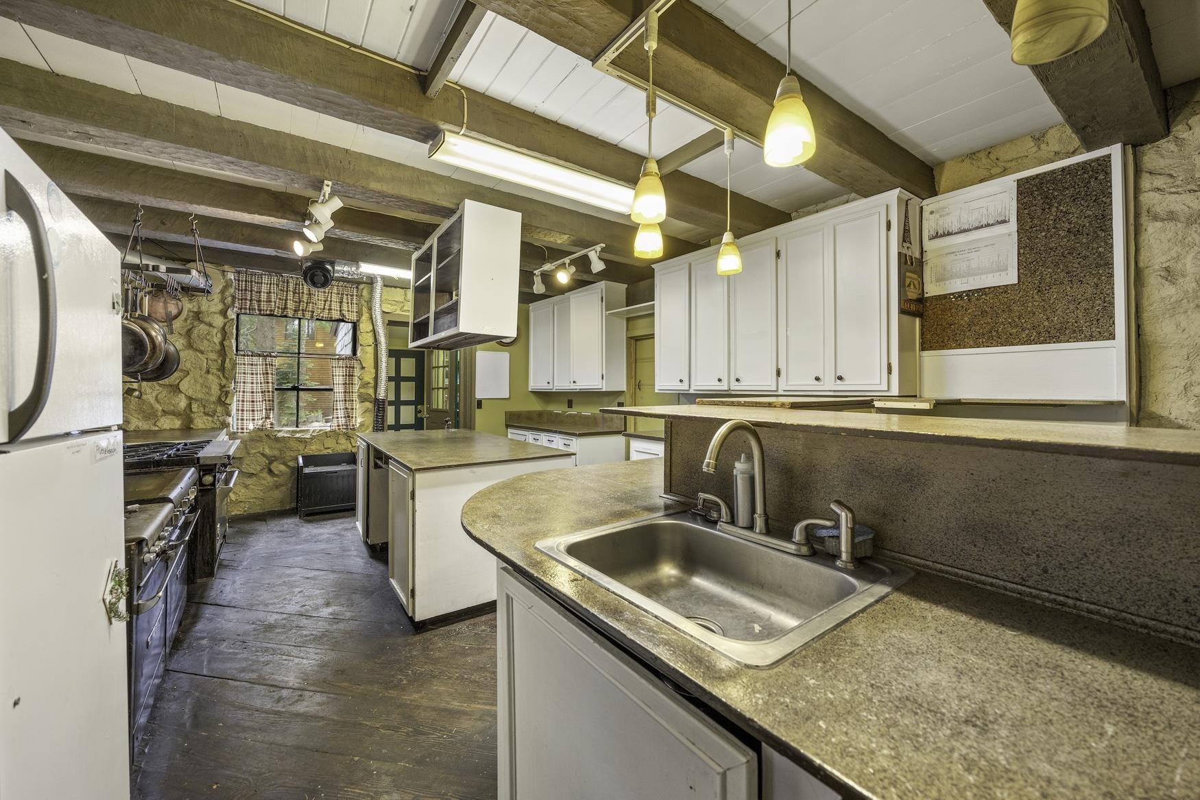 10111 Bunny Hill Road, Soda Springs, CA, 95728