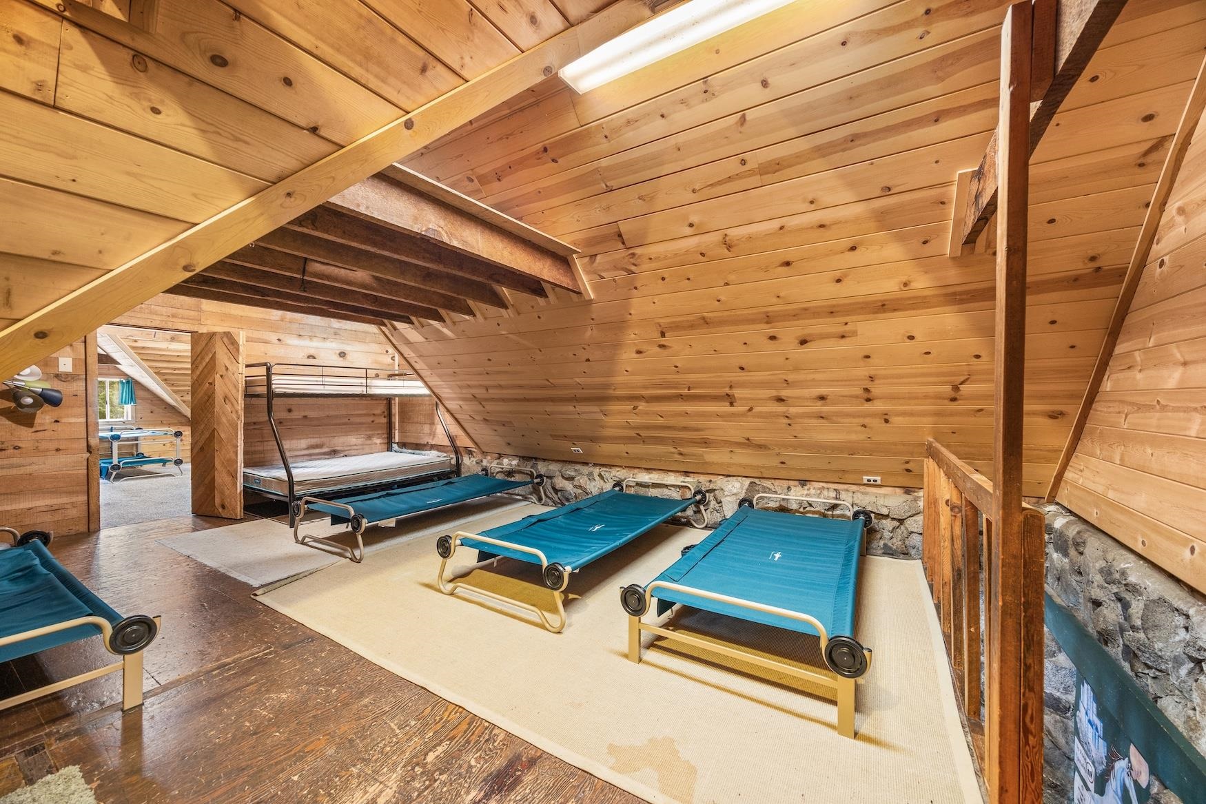 10111 Bunny Hill Road, Soda Springs, CA, 95728