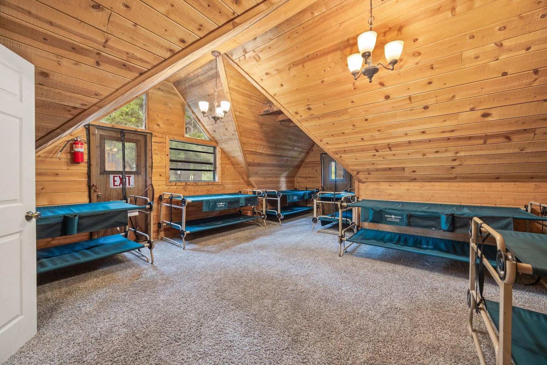 10111 Bunny Hill Road, Soda Springs, CA, 95728