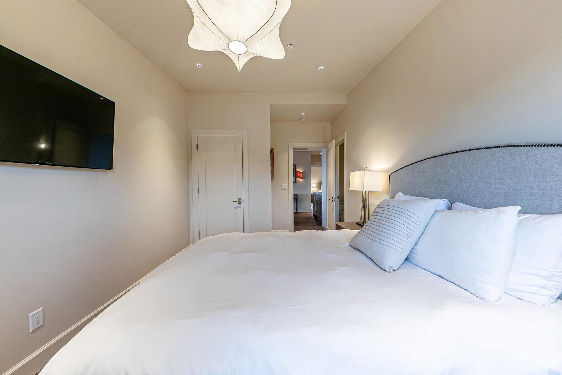 12313 Soaring Way UNIT 3D, Truckee, CA, 96161