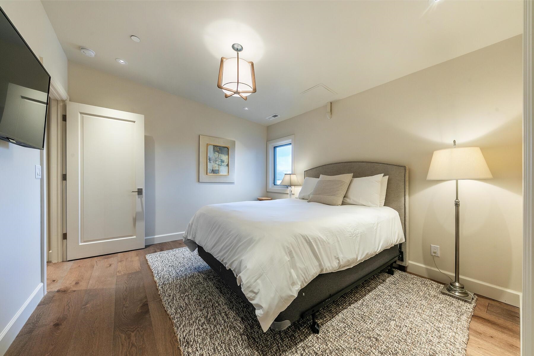 12313 Soaring Way UNIT 3D, Truckee, CA, 96161