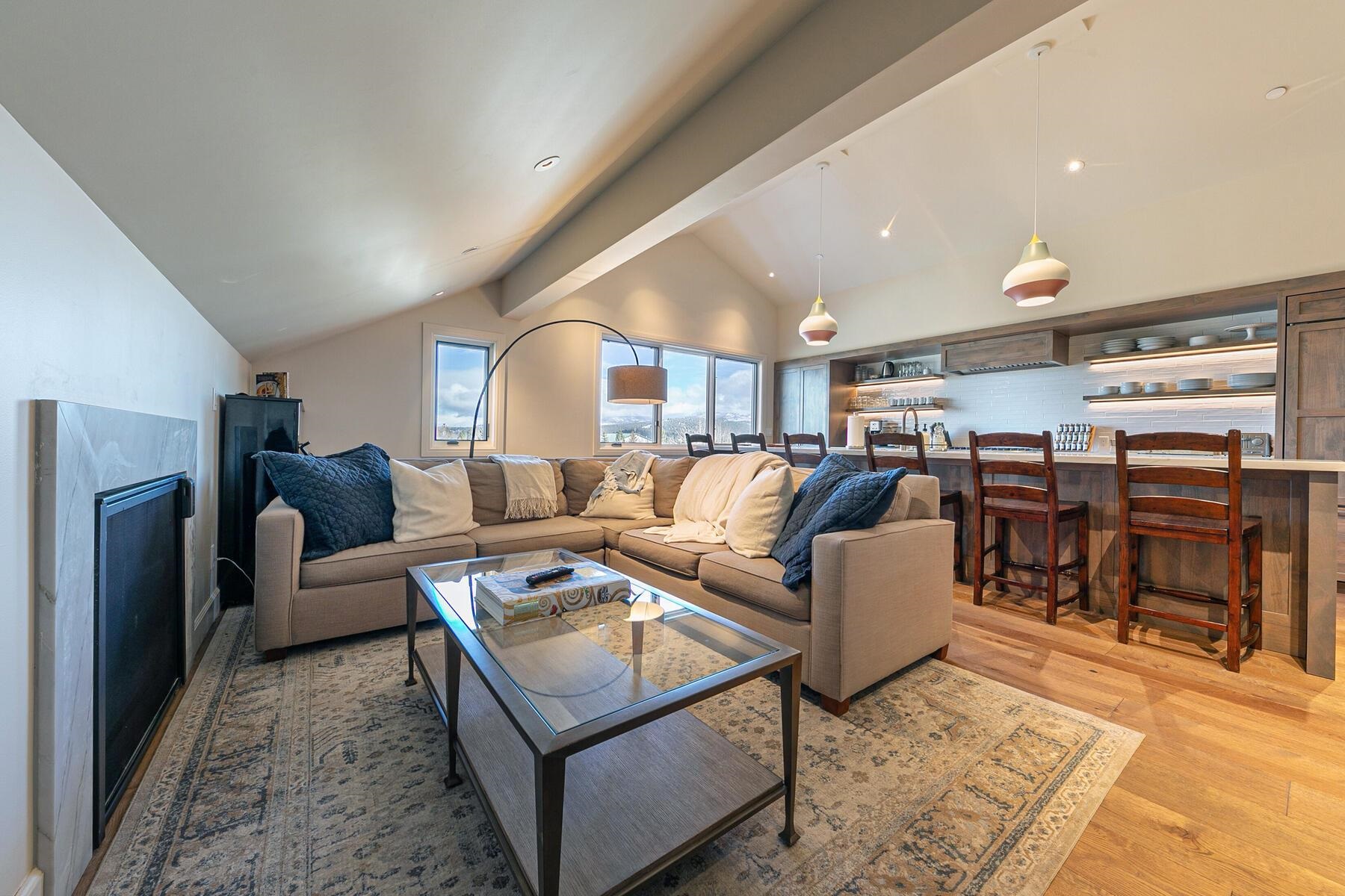 12313 Soaring Way UNIT 3D, Truckee, CA, 96161