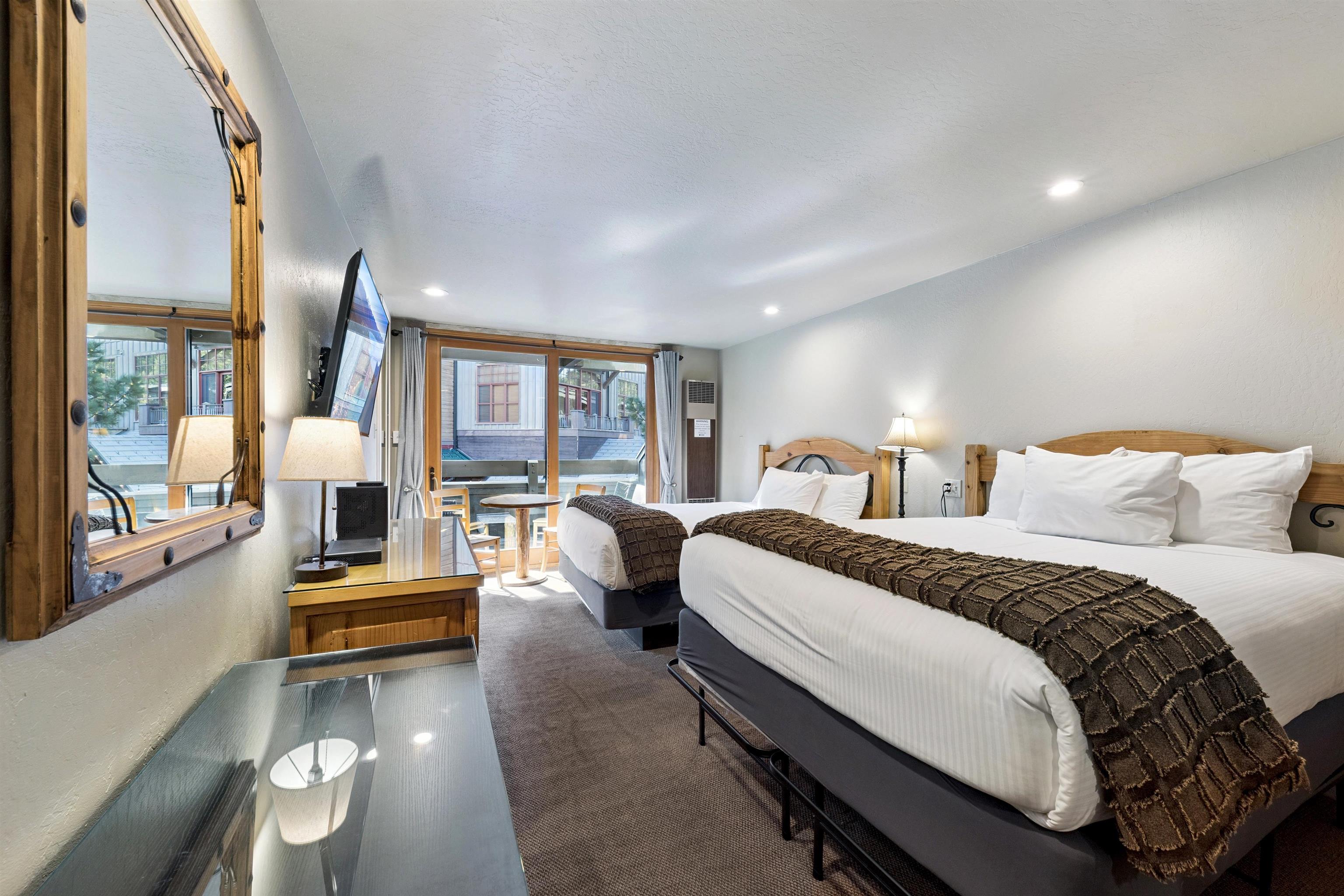 2000 North Village Drive #223