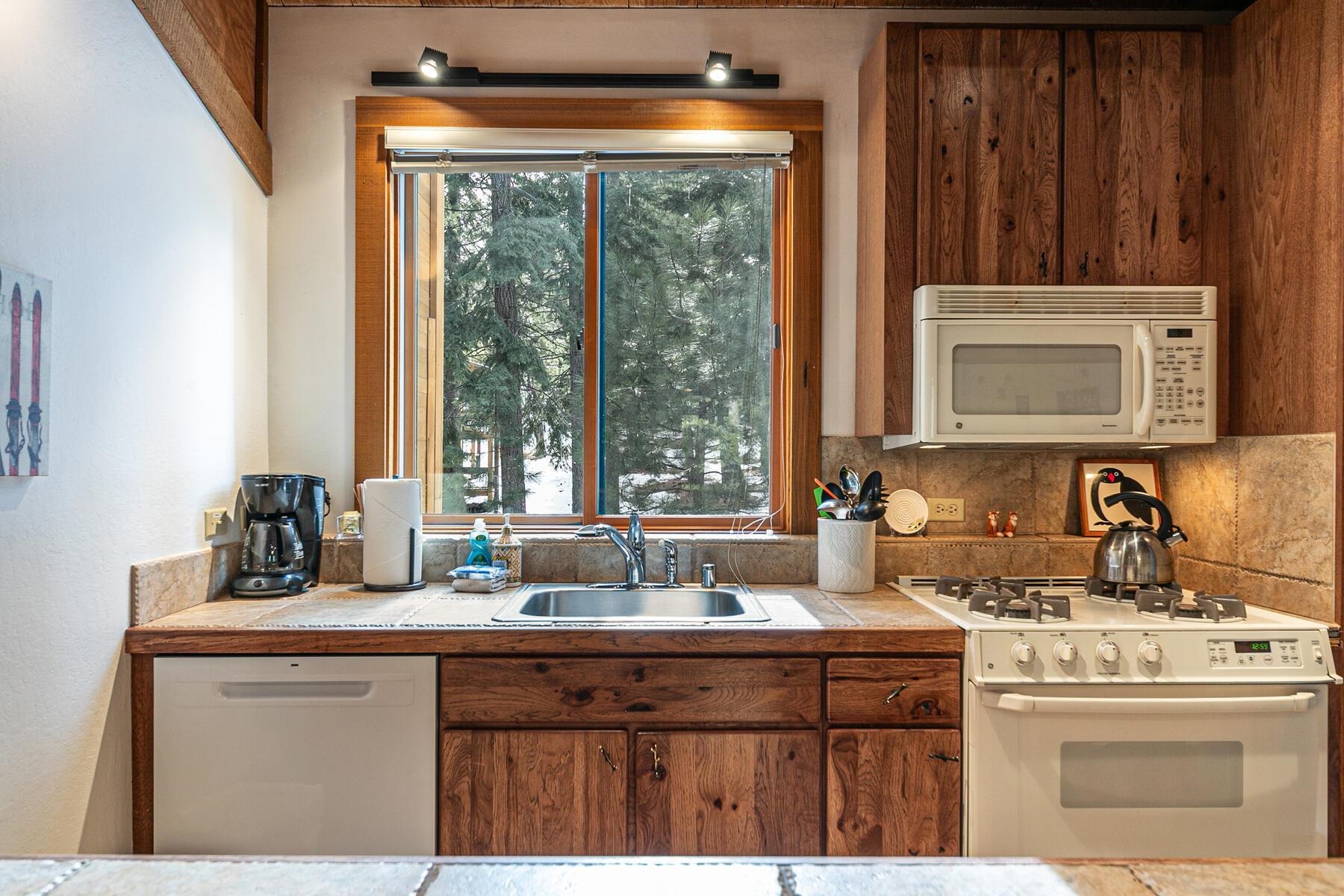 5030 Gold Bend, Truckee, CA, 96161