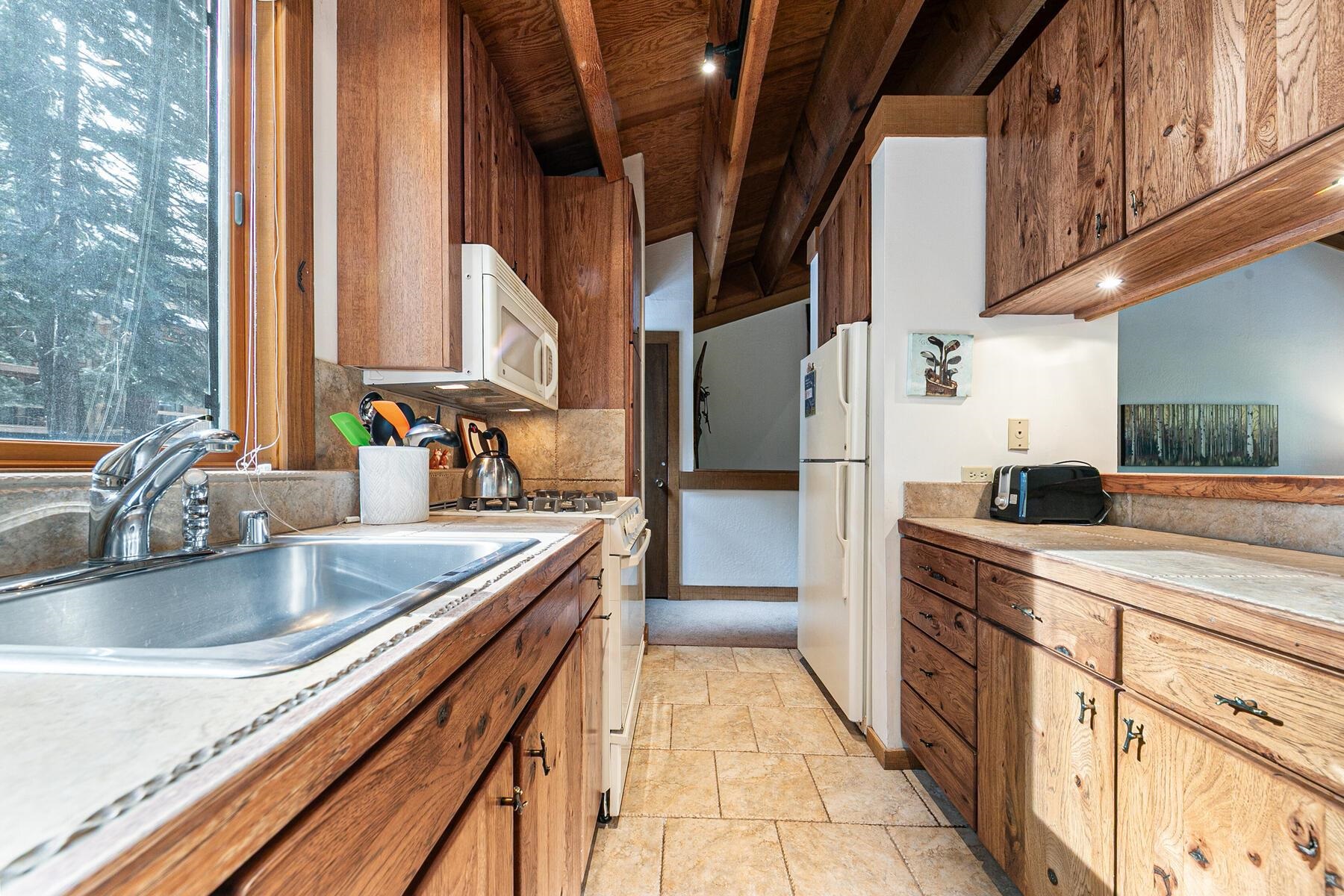 5030 Gold Bend, Truckee, CA, 96161