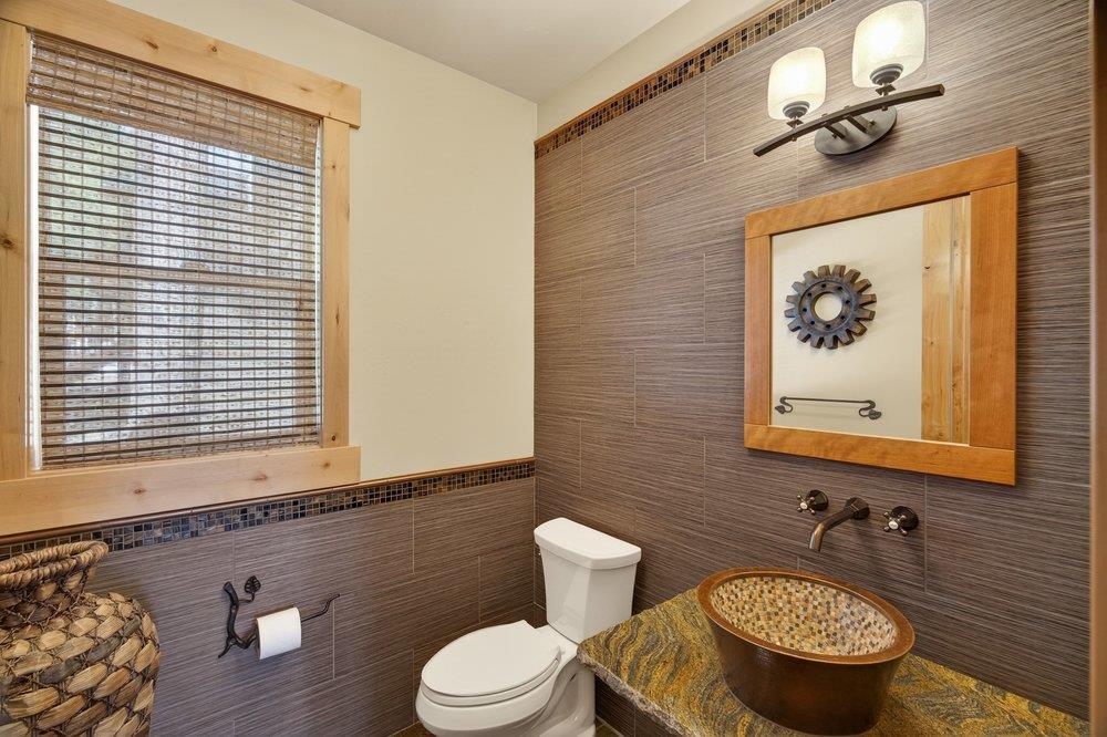 15043 Wolfgang Road, Truckee, CA, 96161