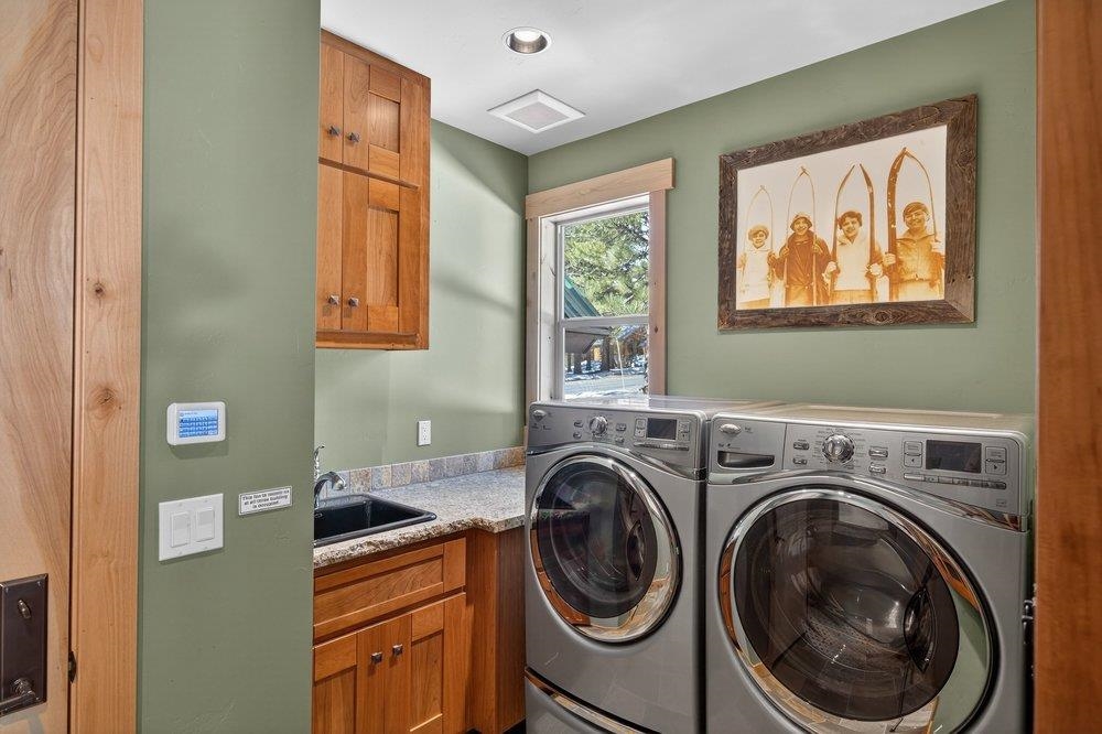 15043 Wolfgang Road, Truckee, CA, 96161