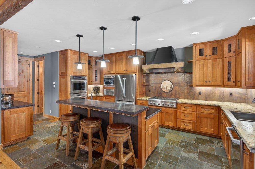 15043 Wolfgang Road, Truckee, CA, 96161