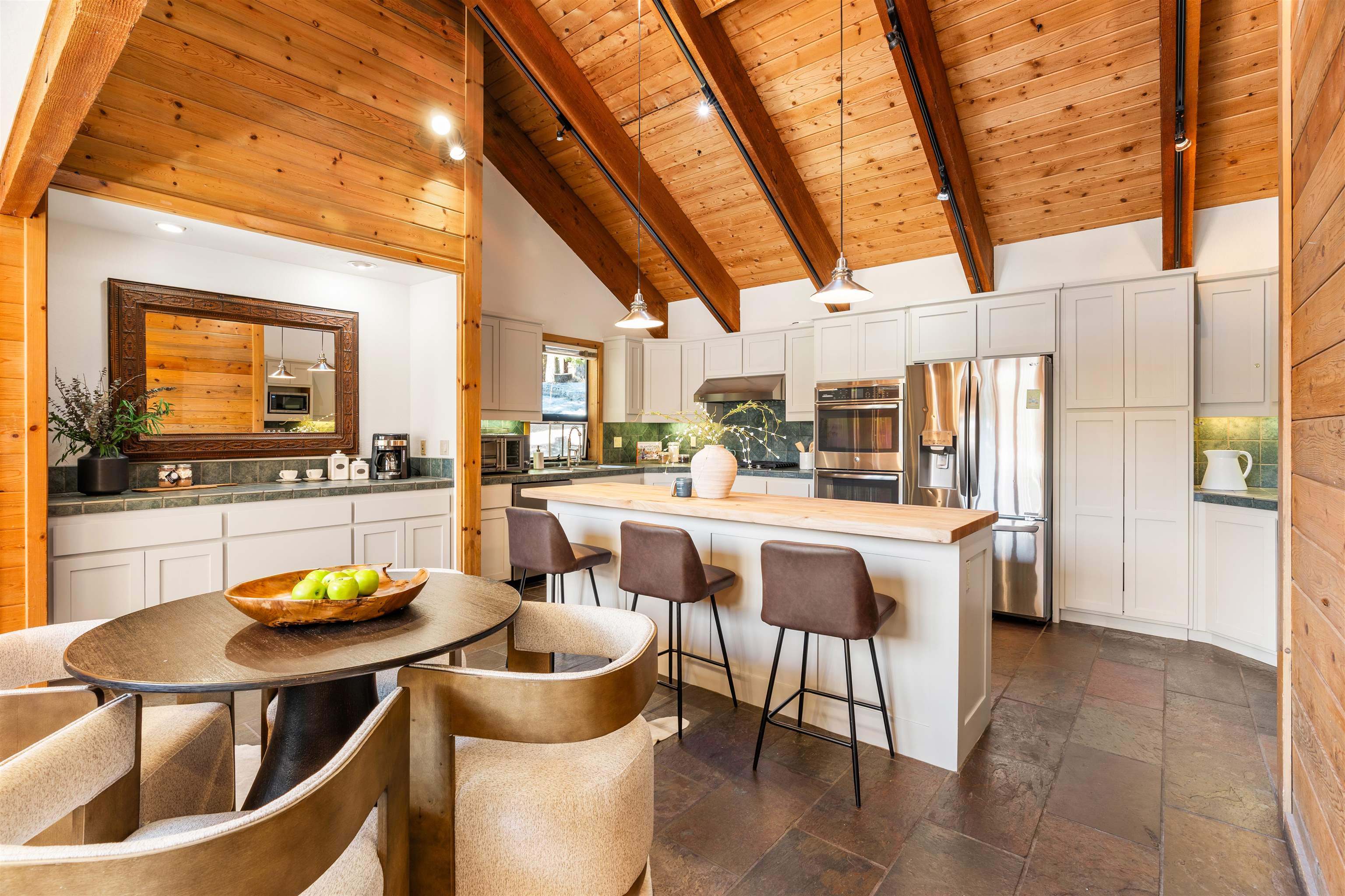 519 Wolf Tree, Truckee, CA, 96161-0000