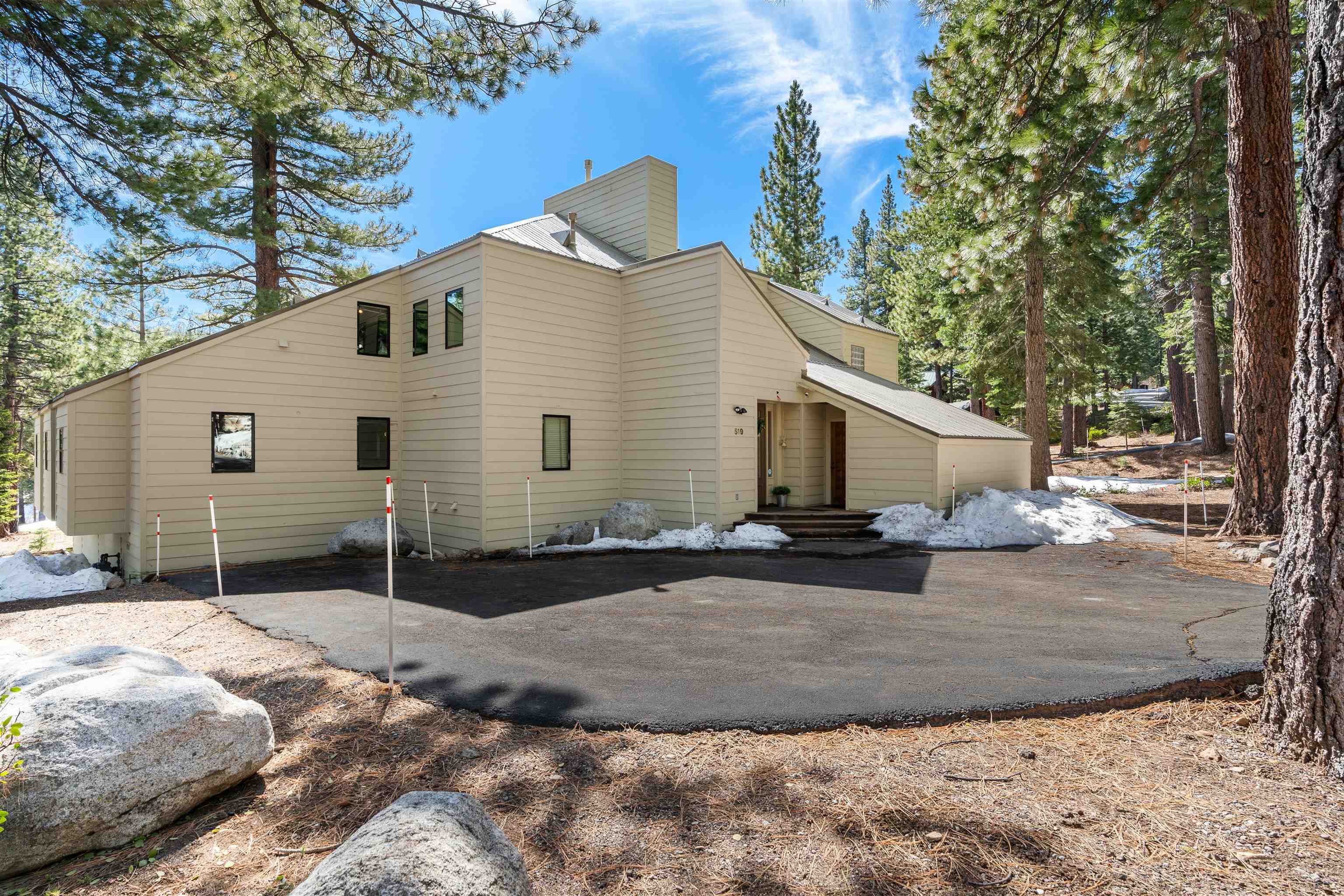 519 Wolf Tree, Truckee, CA, 96161-0000