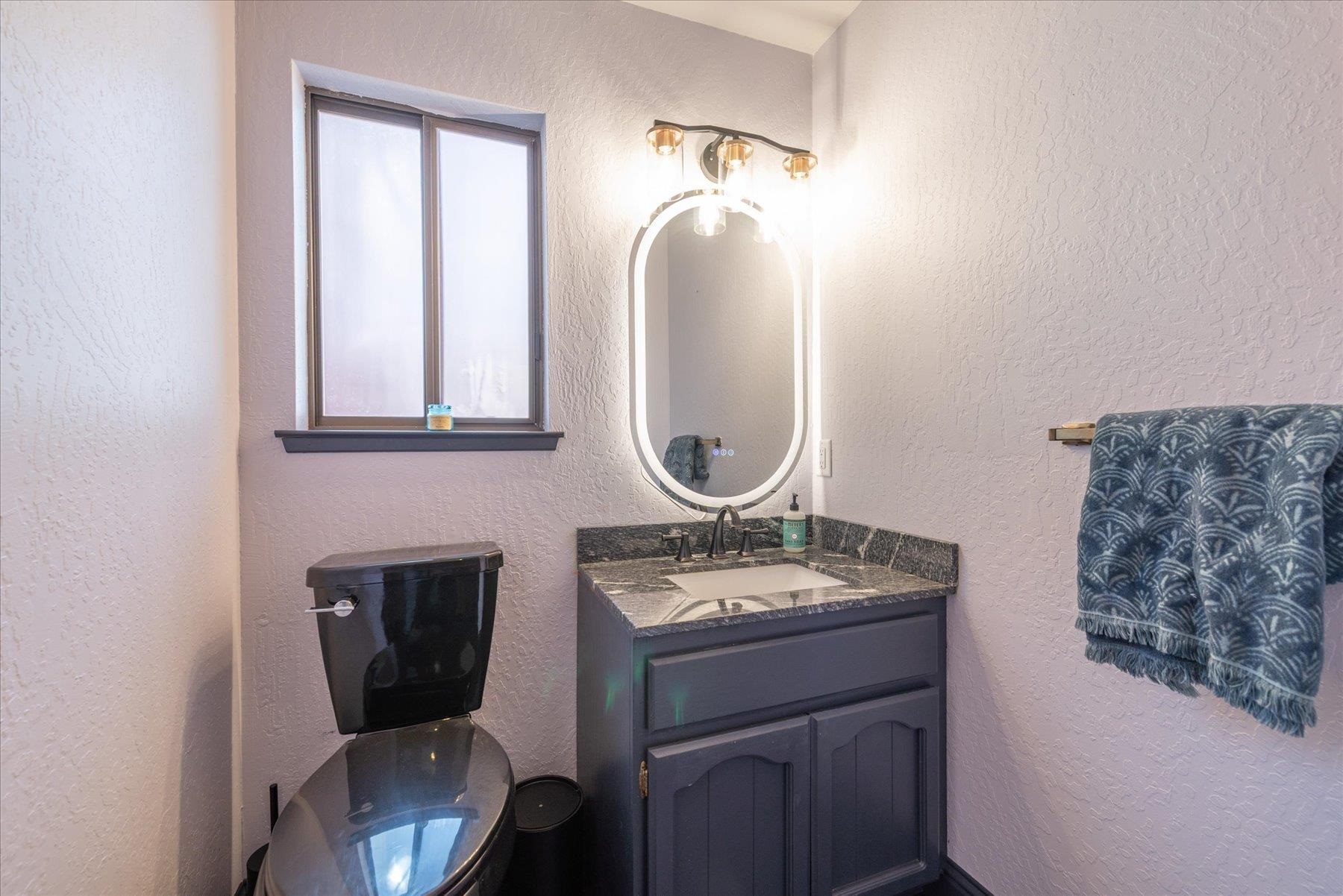 12621 Peregrine Drive, Truckee, CA, 96161-6827