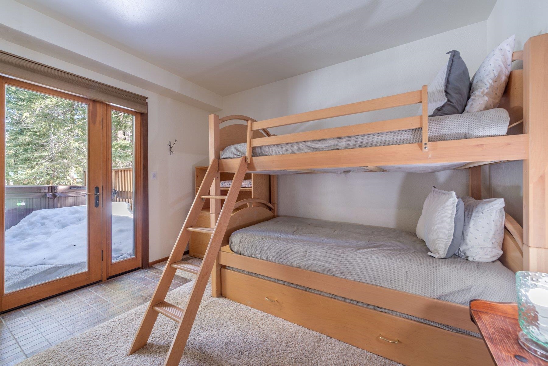 12317 Bennett Flat Road, Truckee, CA, 96161