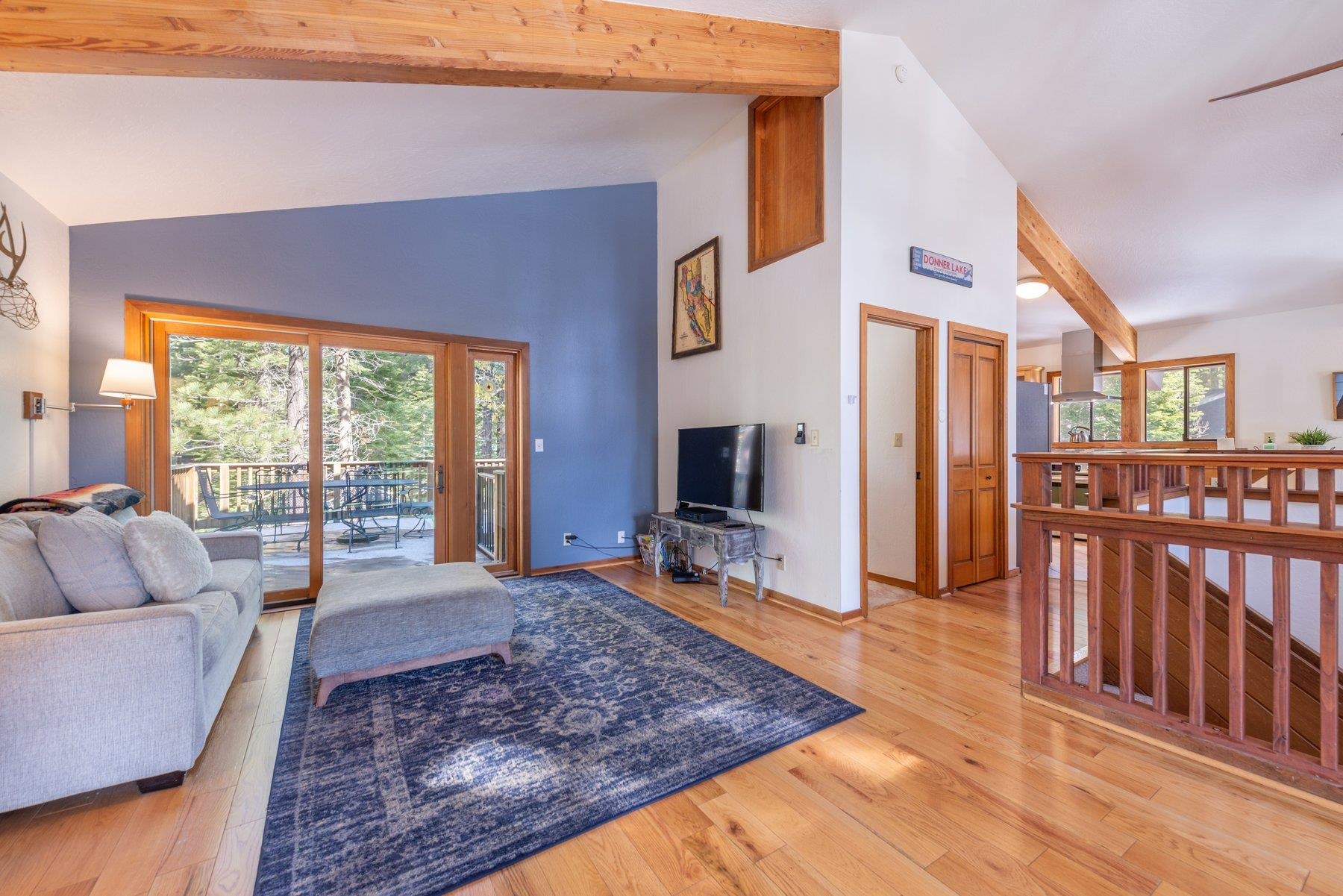 12317 Bennett Flat Road, Truckee, CA, 96161