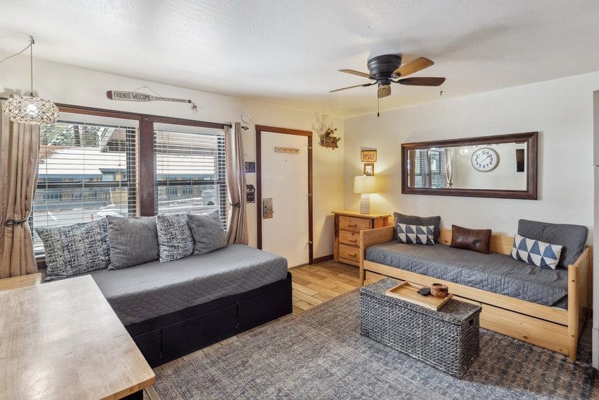 6943 North Lake Boulevard #44