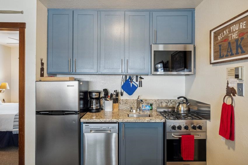 6943 North Lake Boulevard #44