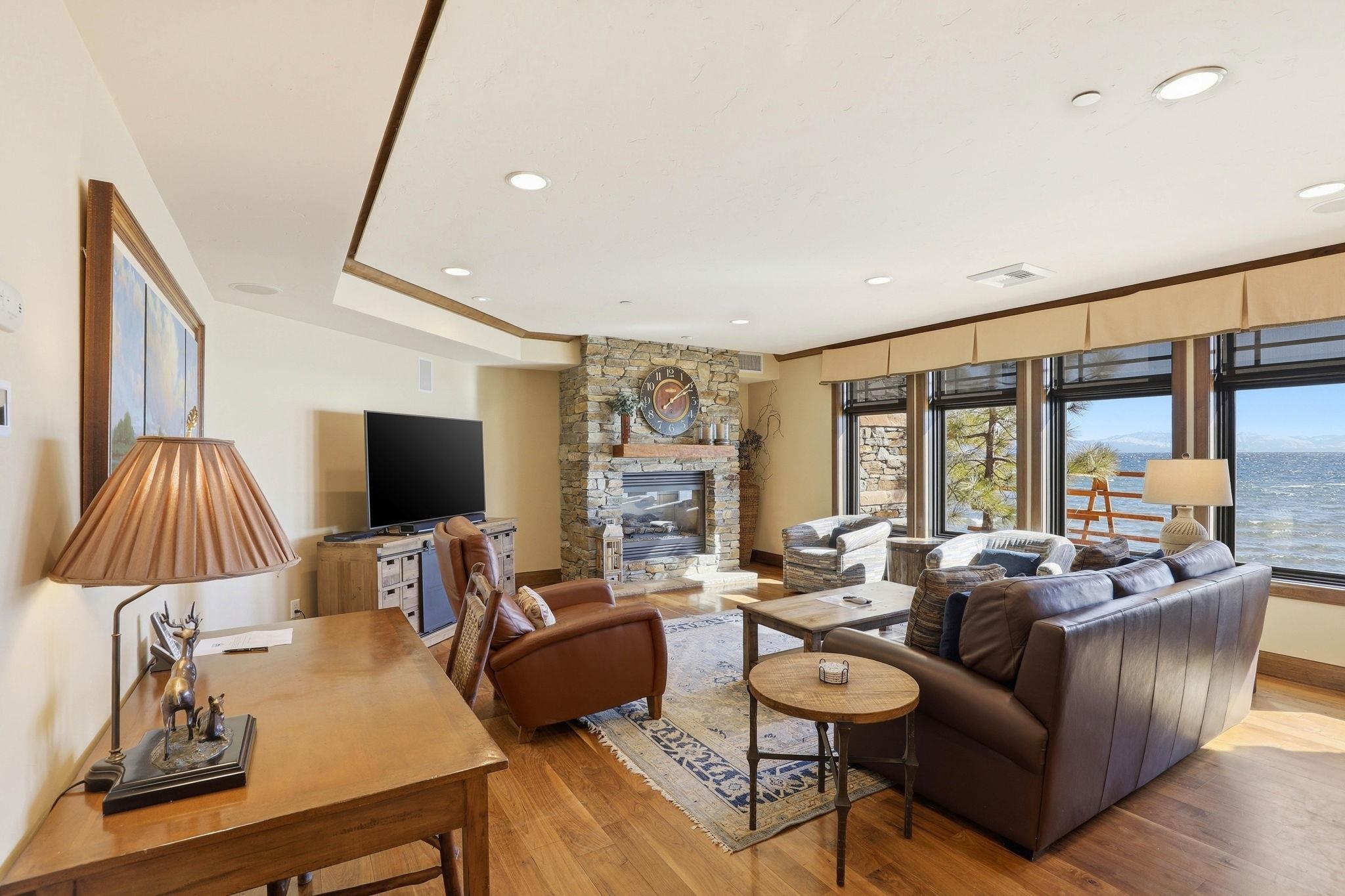 6750 North Lake Boulevard #1G