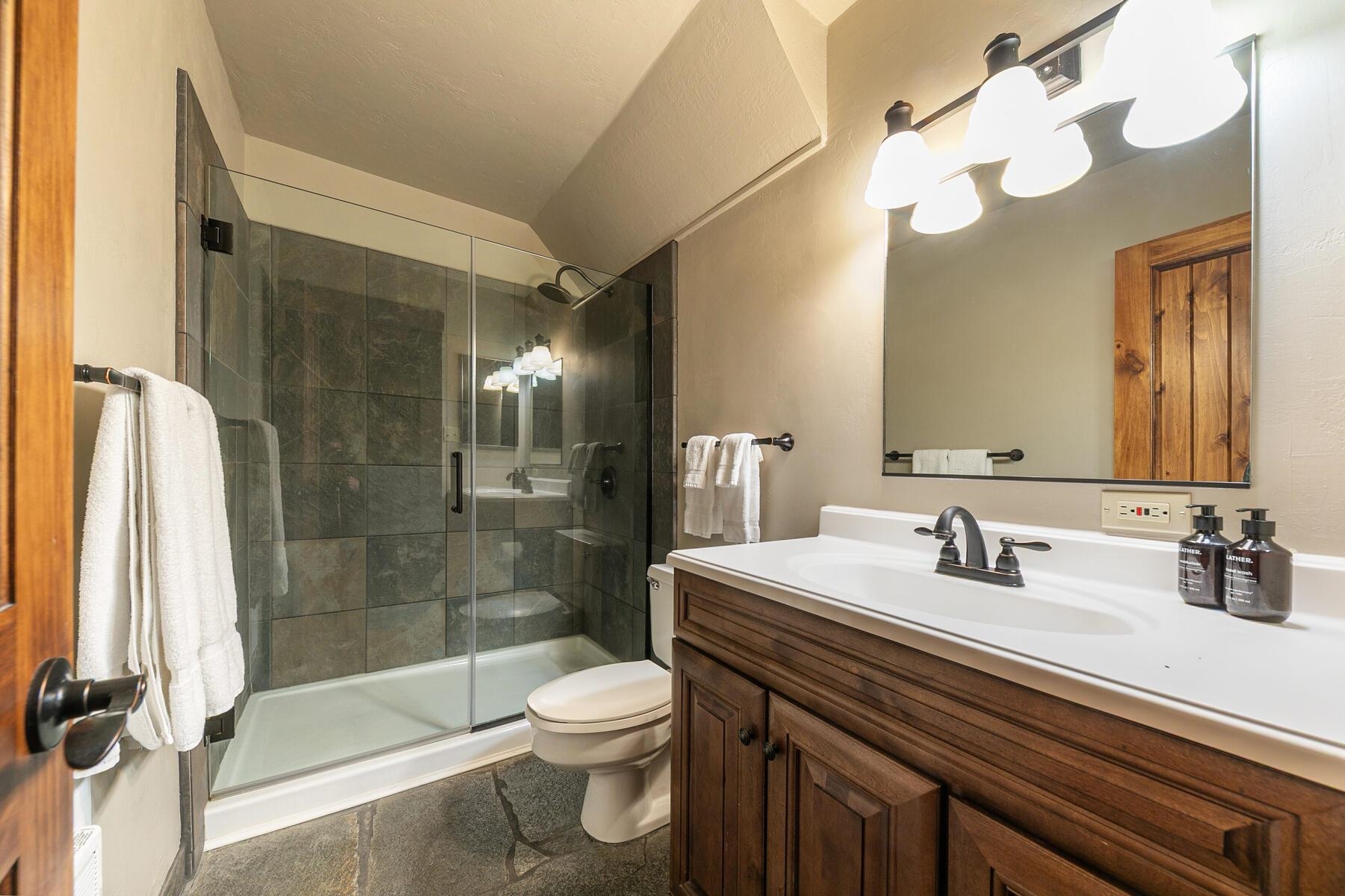 2000 North Village Drive UNIT 317, Truckee, CA, 96161