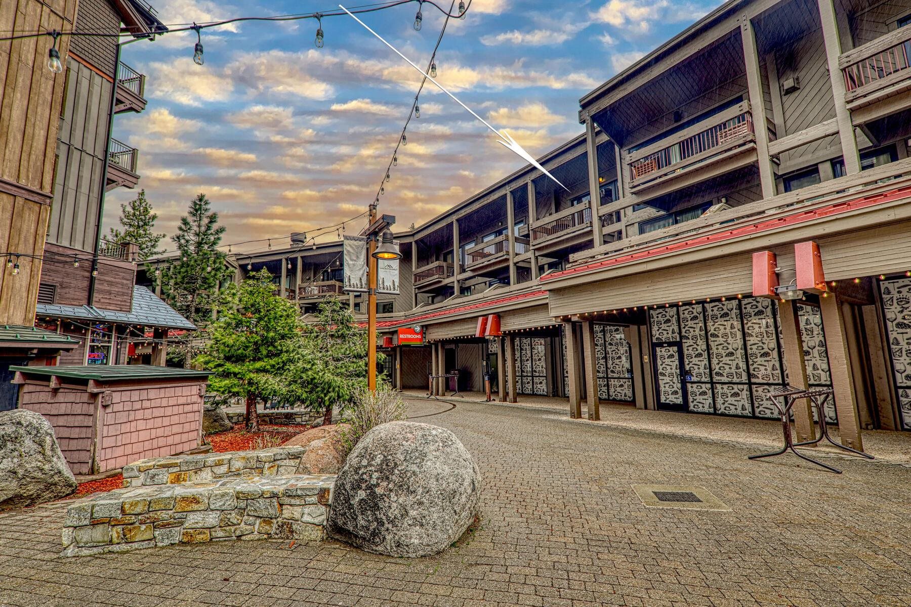 2000 North Village Drive UNIT 317, Truckee, CA, 96161