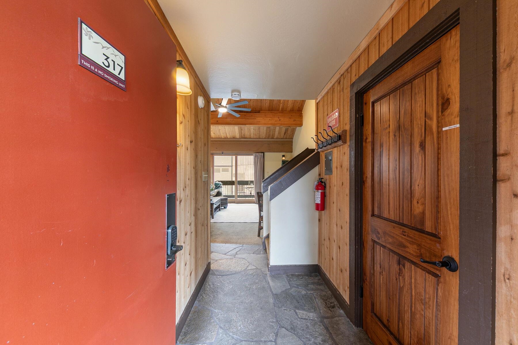 2000 North Village Drive UNIT 317, Truckee, CA, 96161