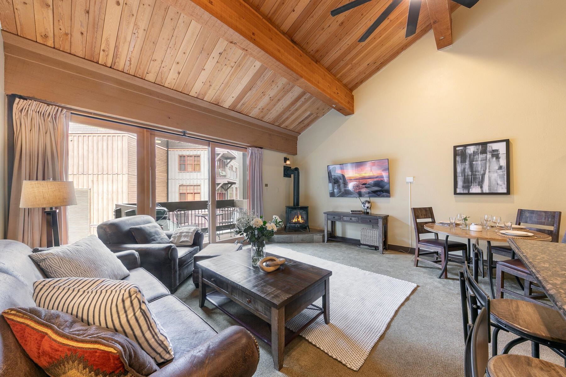 2000 North Village Drive UNIT 317, Truckee, CA, 96161