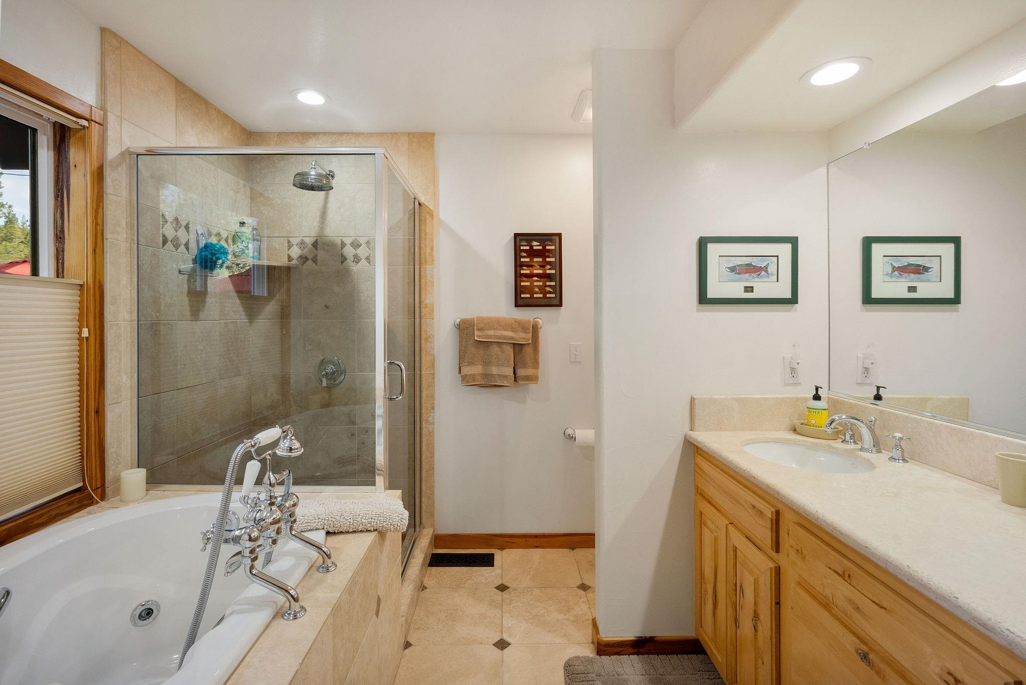 12987 Hillside Drive, Truckee, CA, 96161