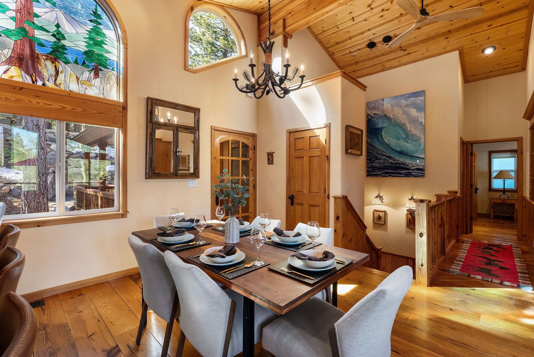 12987 Hillside Drive, Truckee, CA, 96161