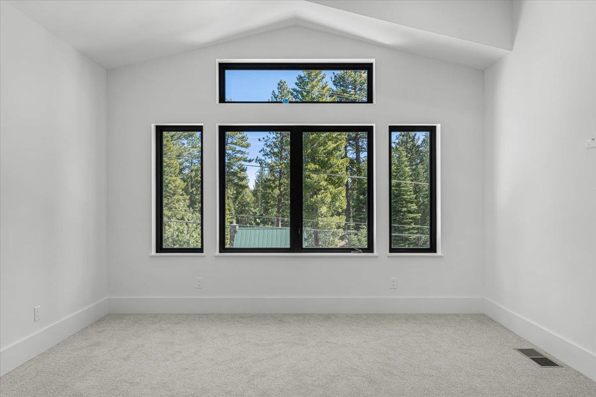 7132 8th Avenue, Tahoma, CA, 96142